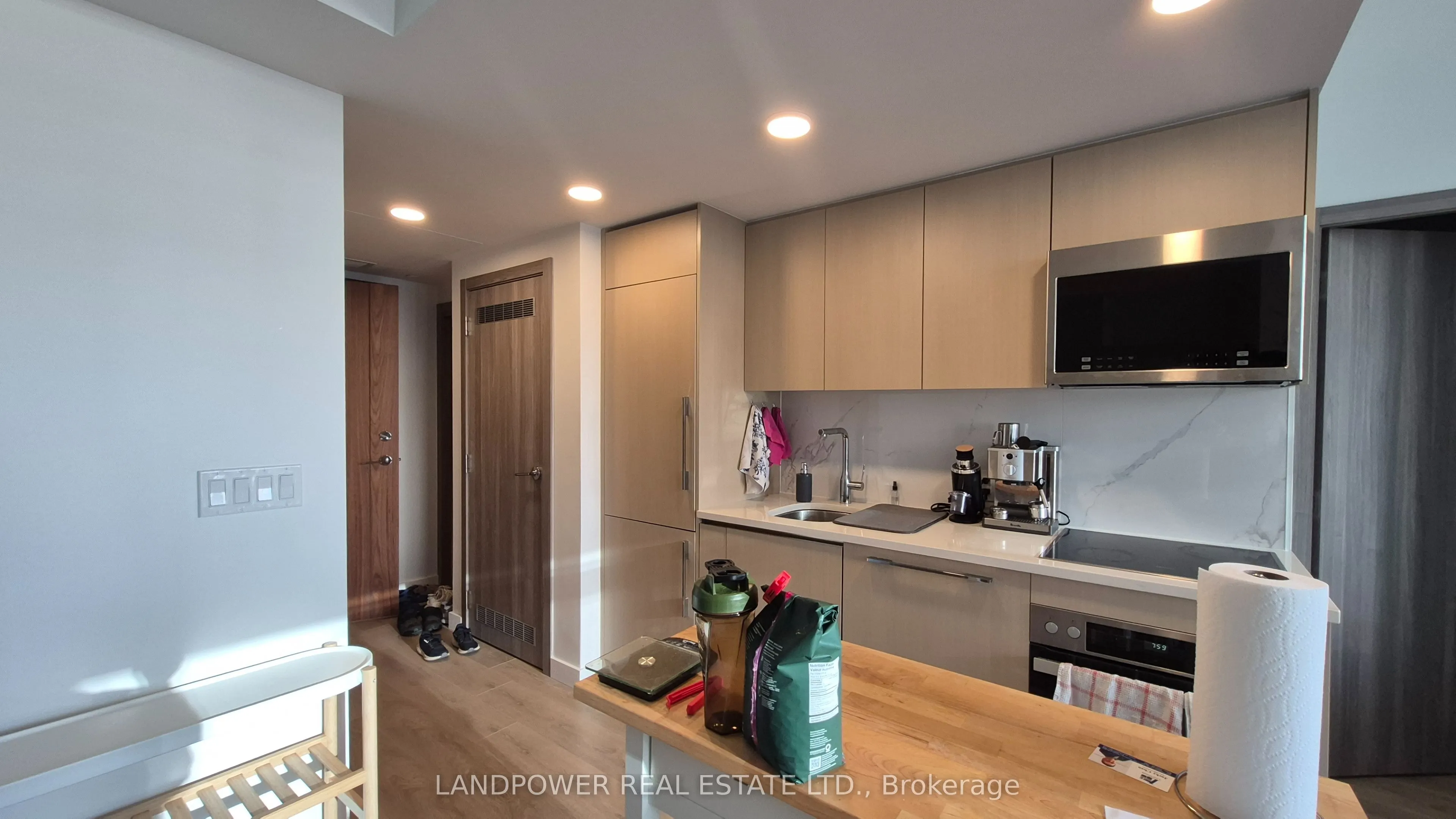 38 Widmer Street, #2202