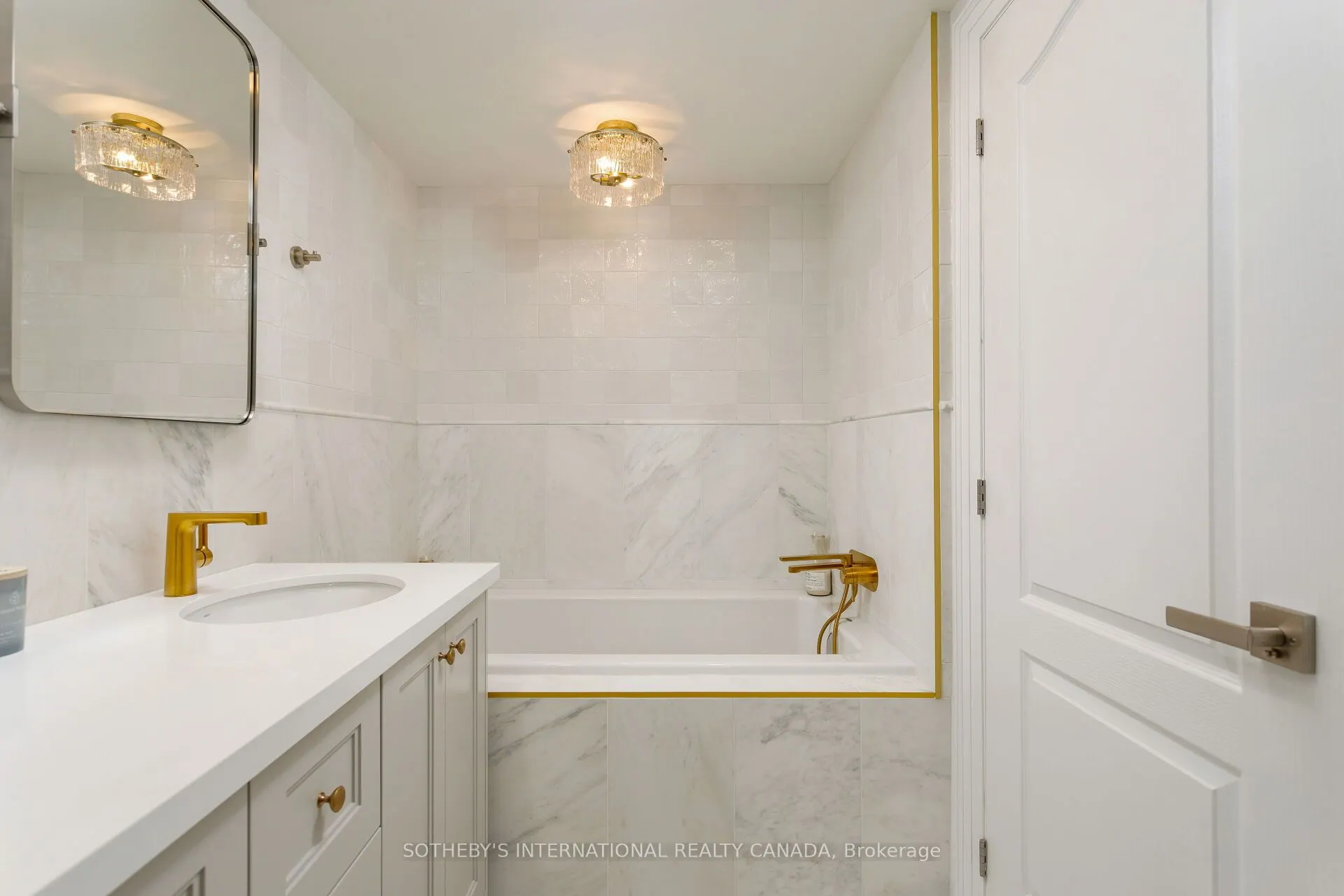 262 Spadina Road