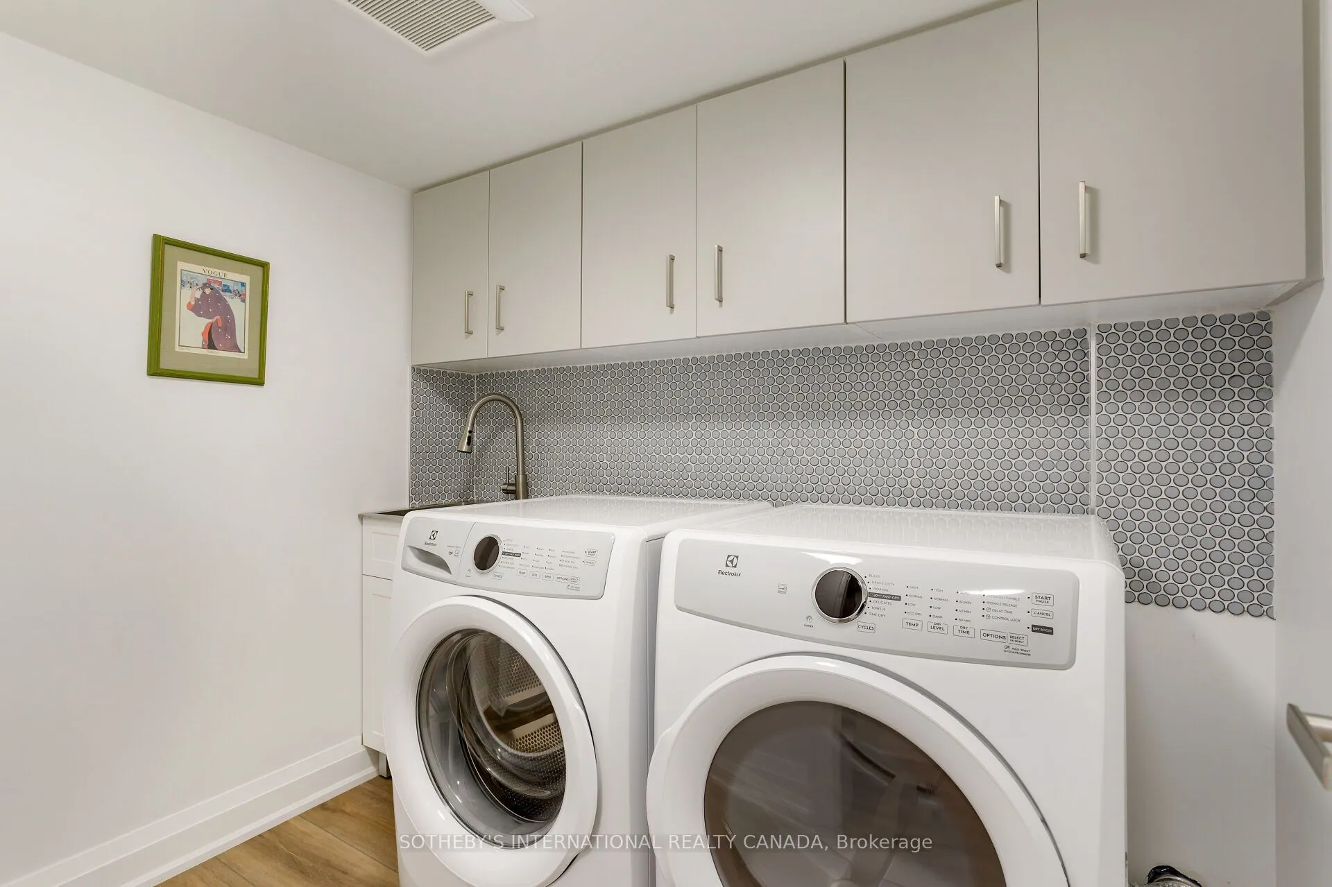 262 Spadina Road