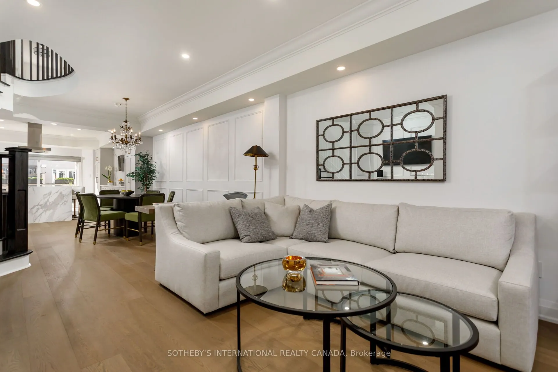 262 Spadina Road