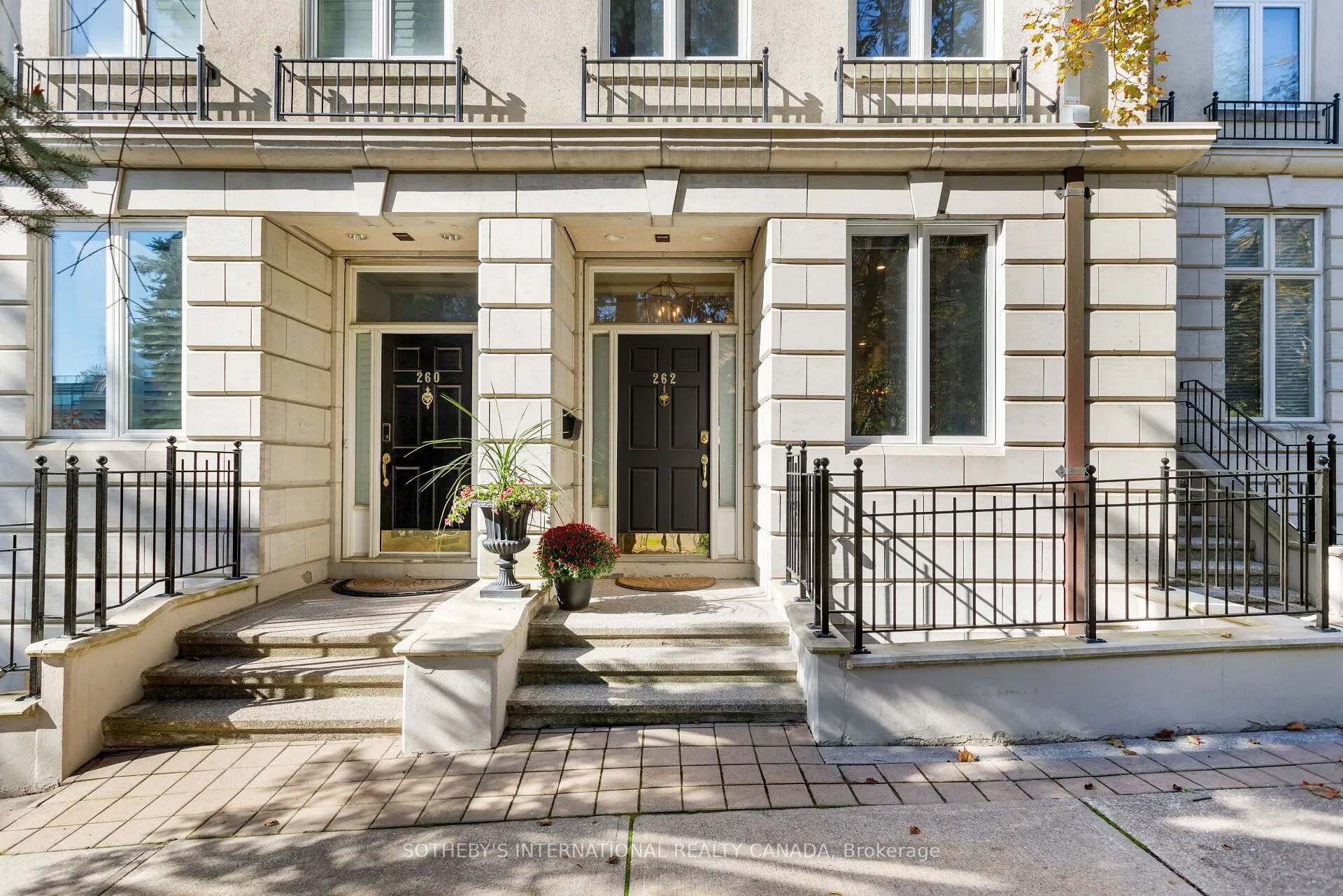 262 Spadina Road