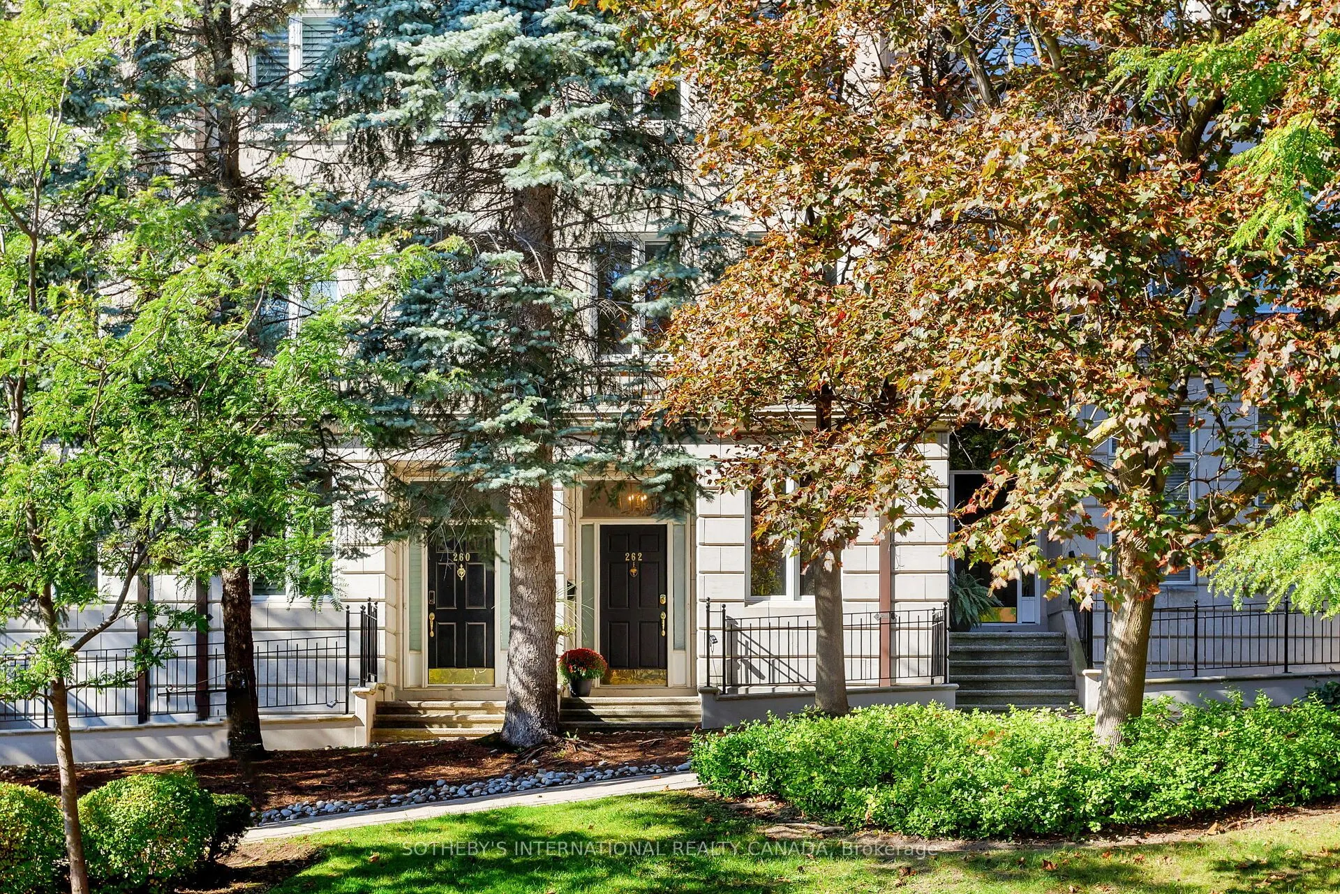 262 Spadina Road