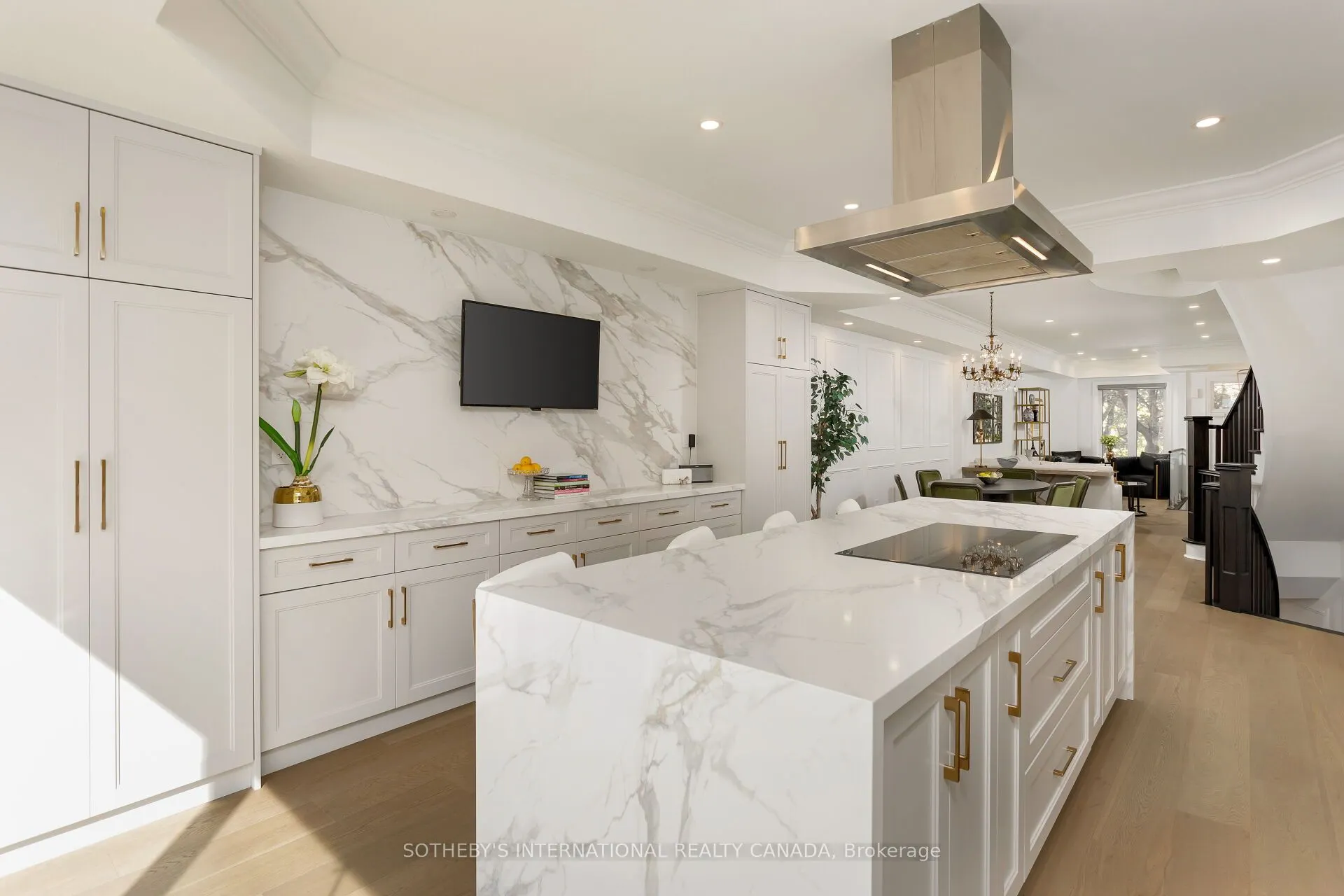 262 Spadina Road