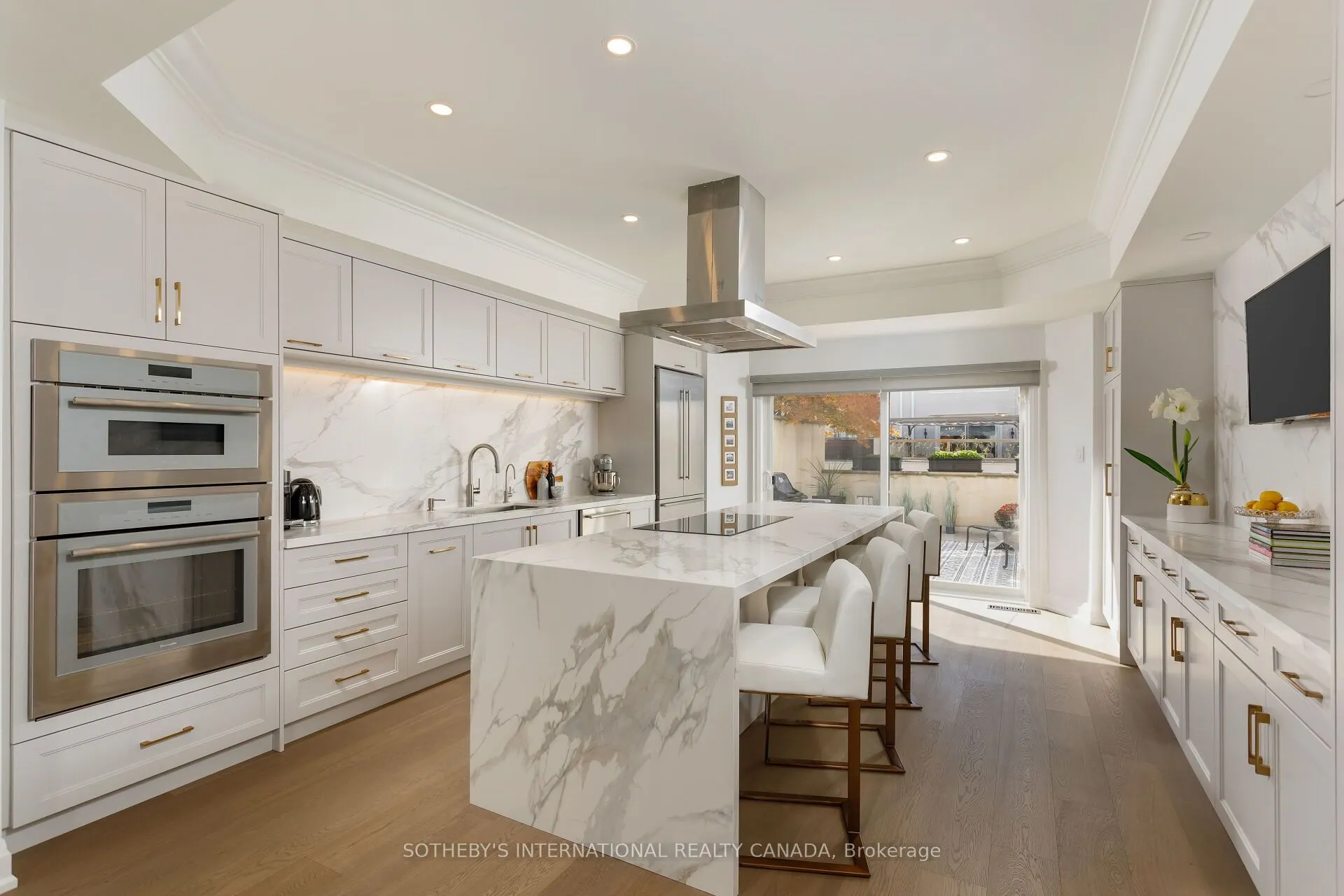 262 Spadina Road