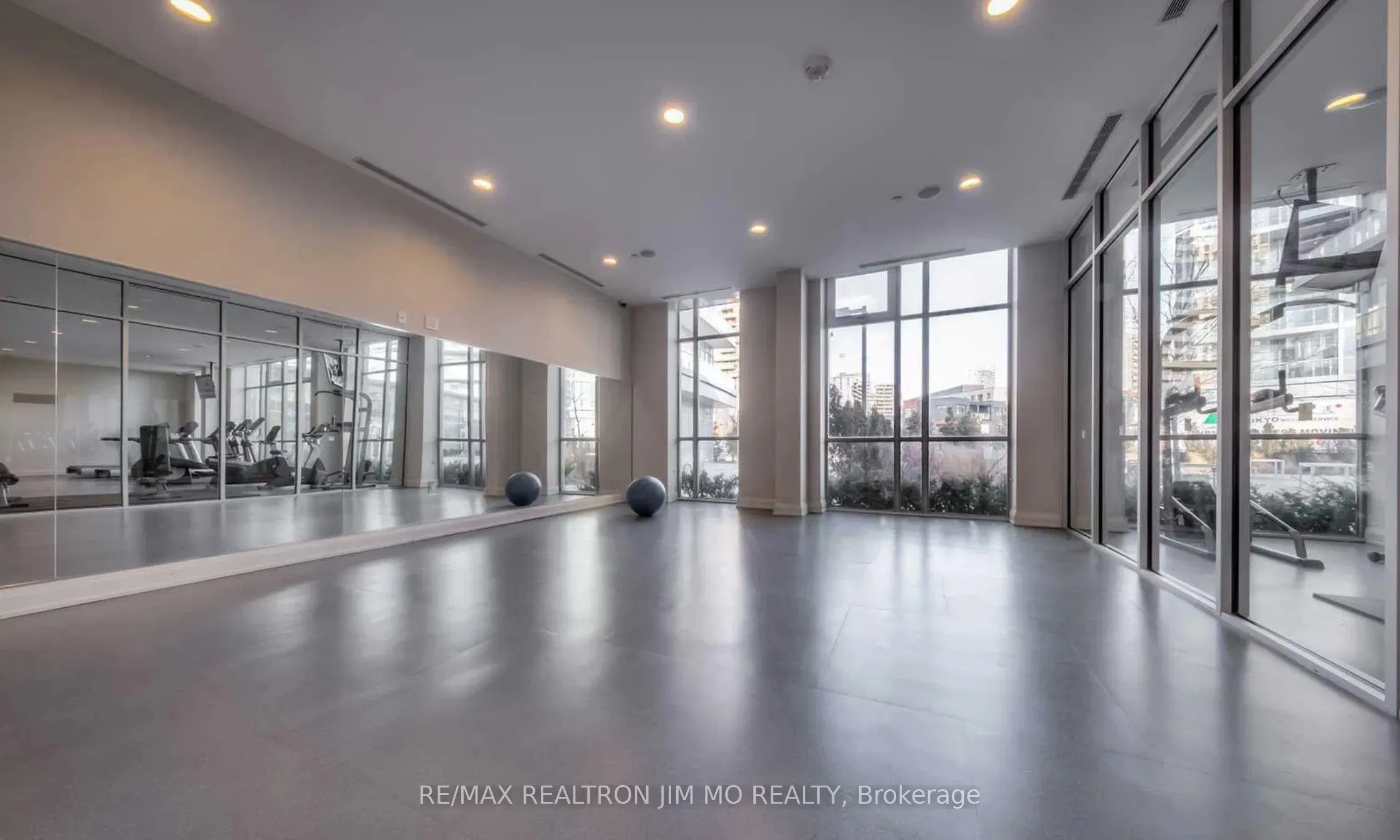 66 Forest Manor Road, #216