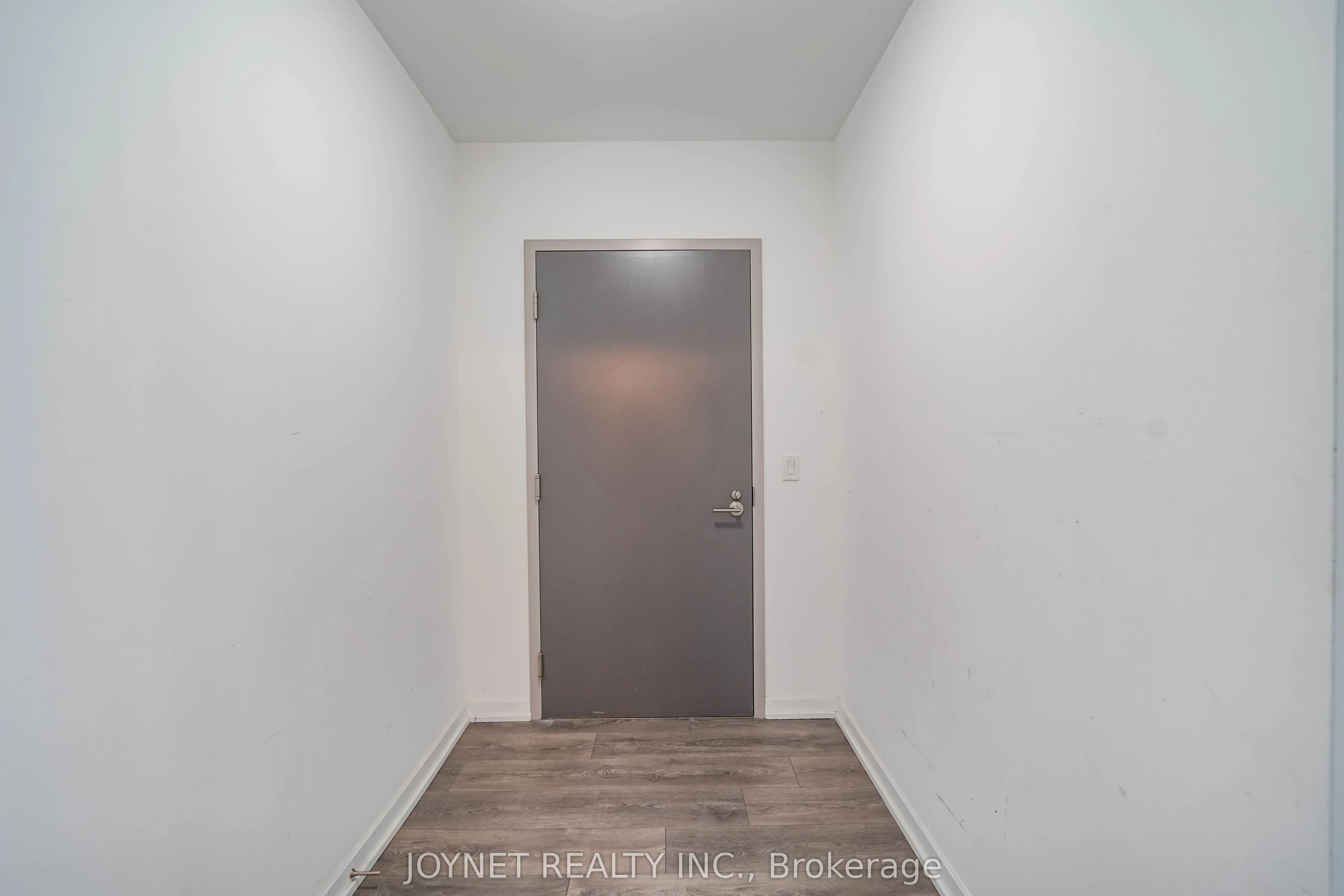 32 Forest Manor Road, #TH02