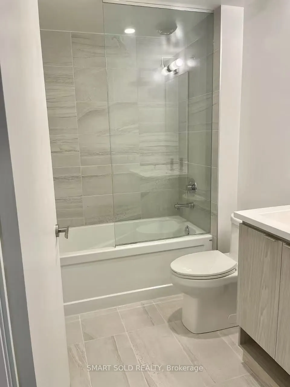 55 Cooper Street, #5502