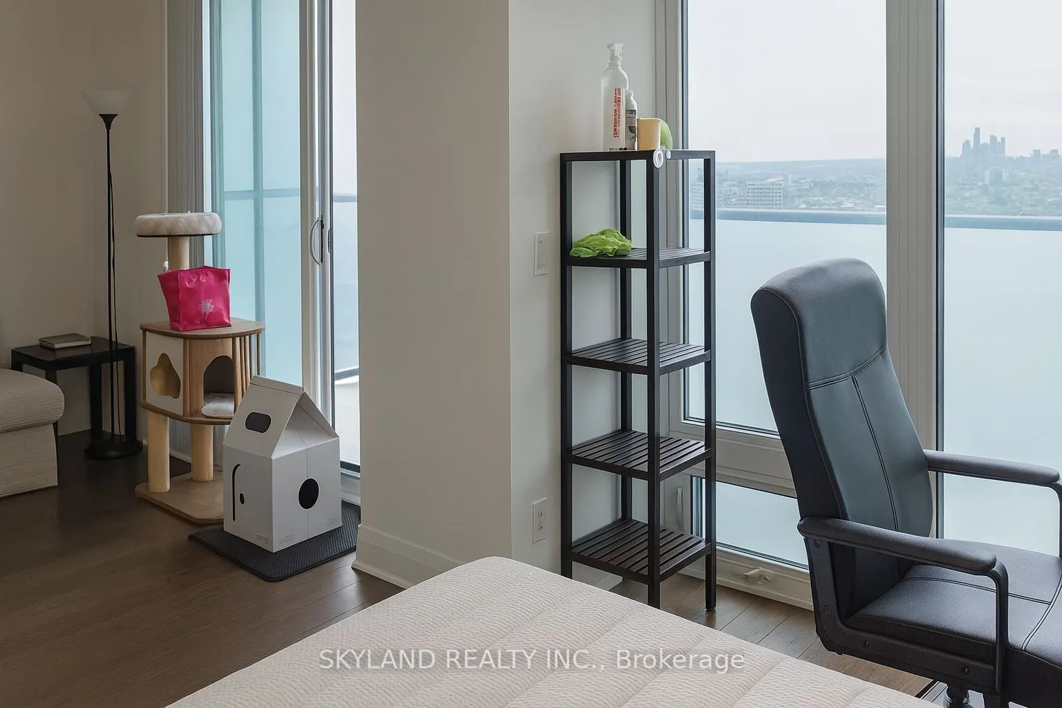 1080 Bay Street, #2905