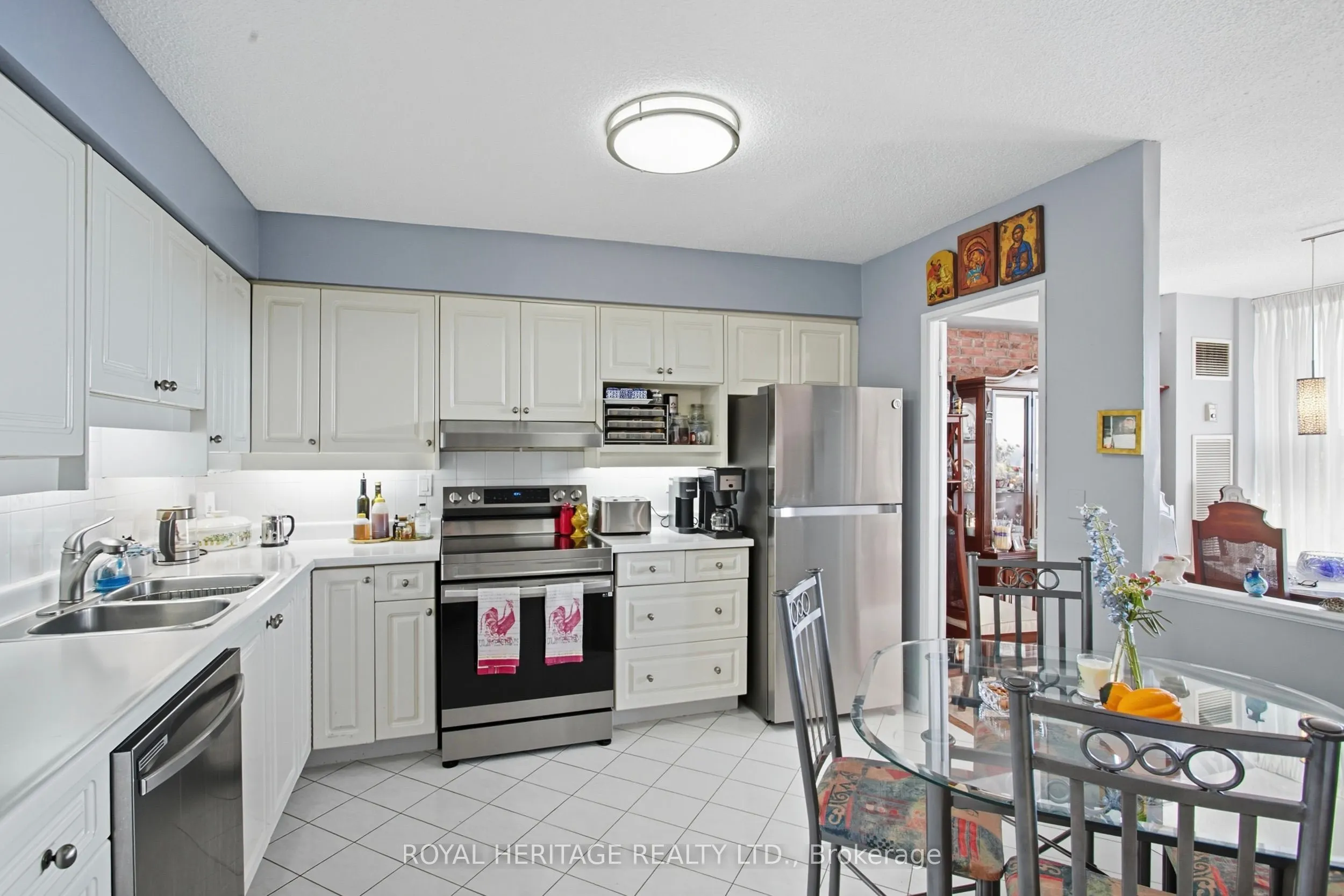 75 Graydon Hall Drive, #1706