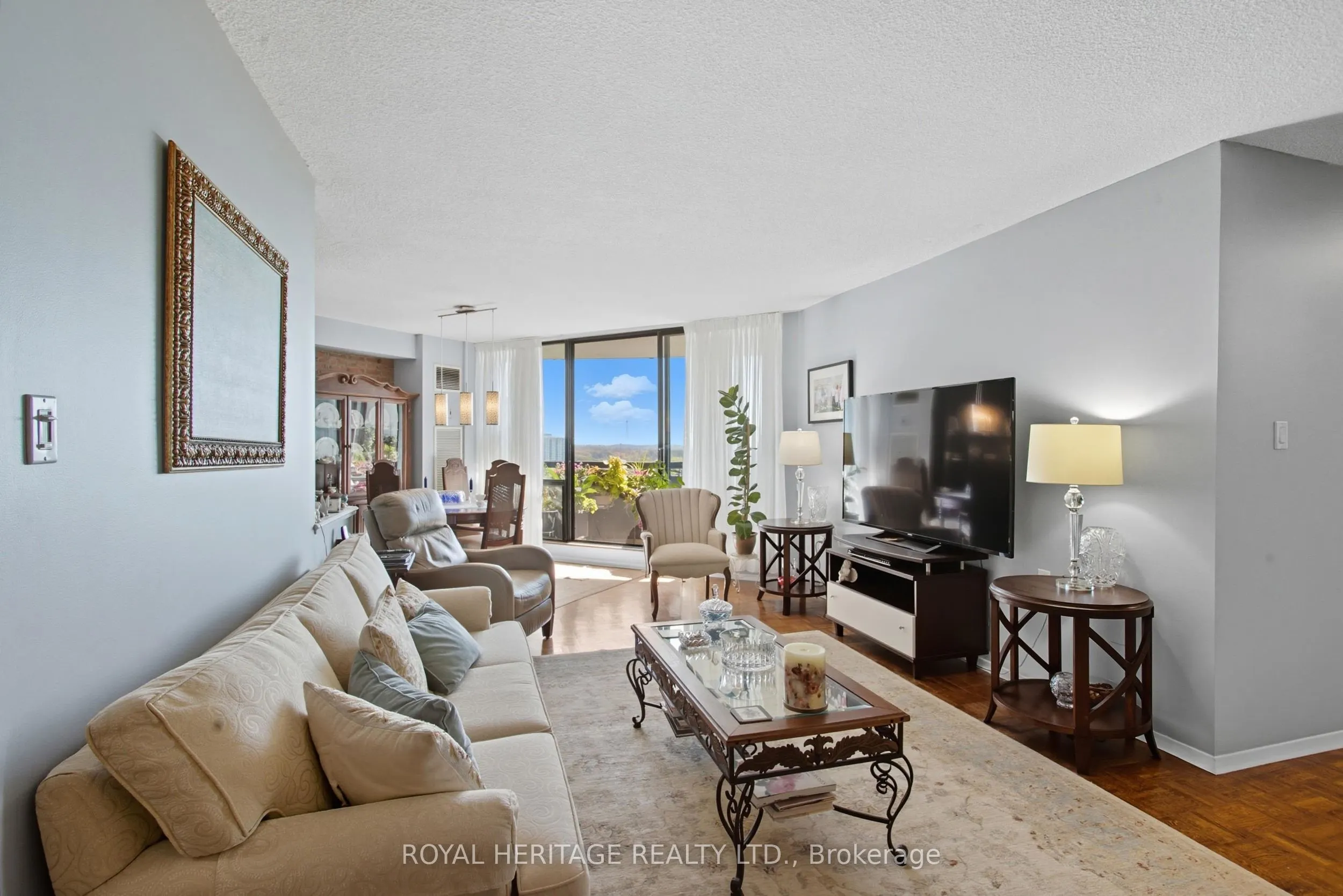75 Graydon Hall Drive, #1706