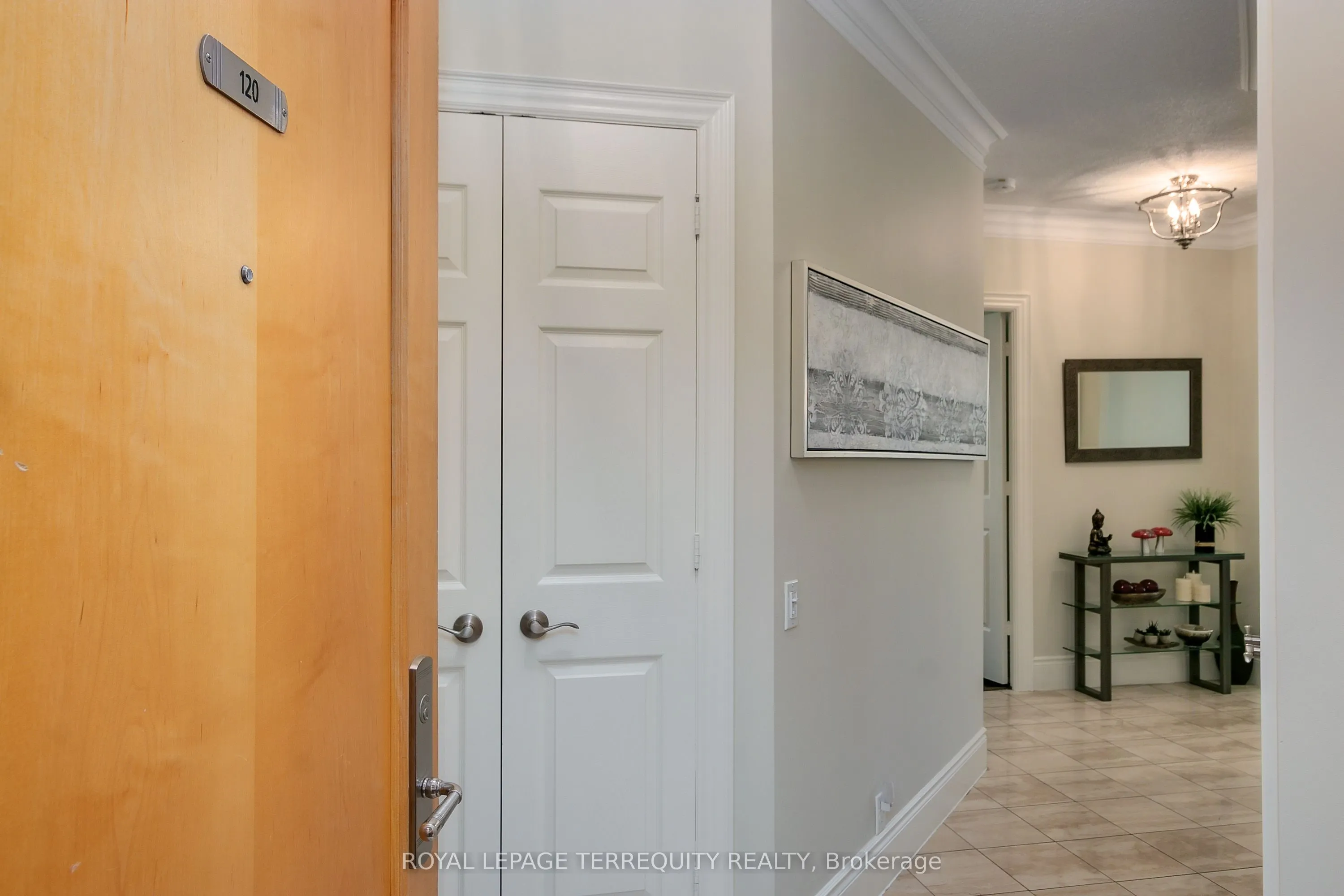 80 Harrison Garden Boulevard, #120