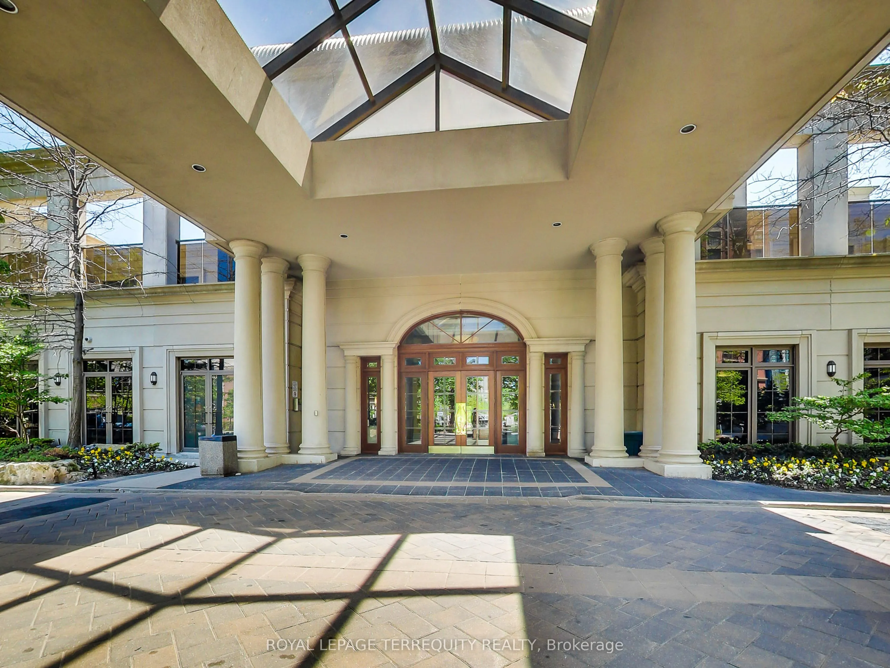 80 Harrison Garden Boulevard, #120