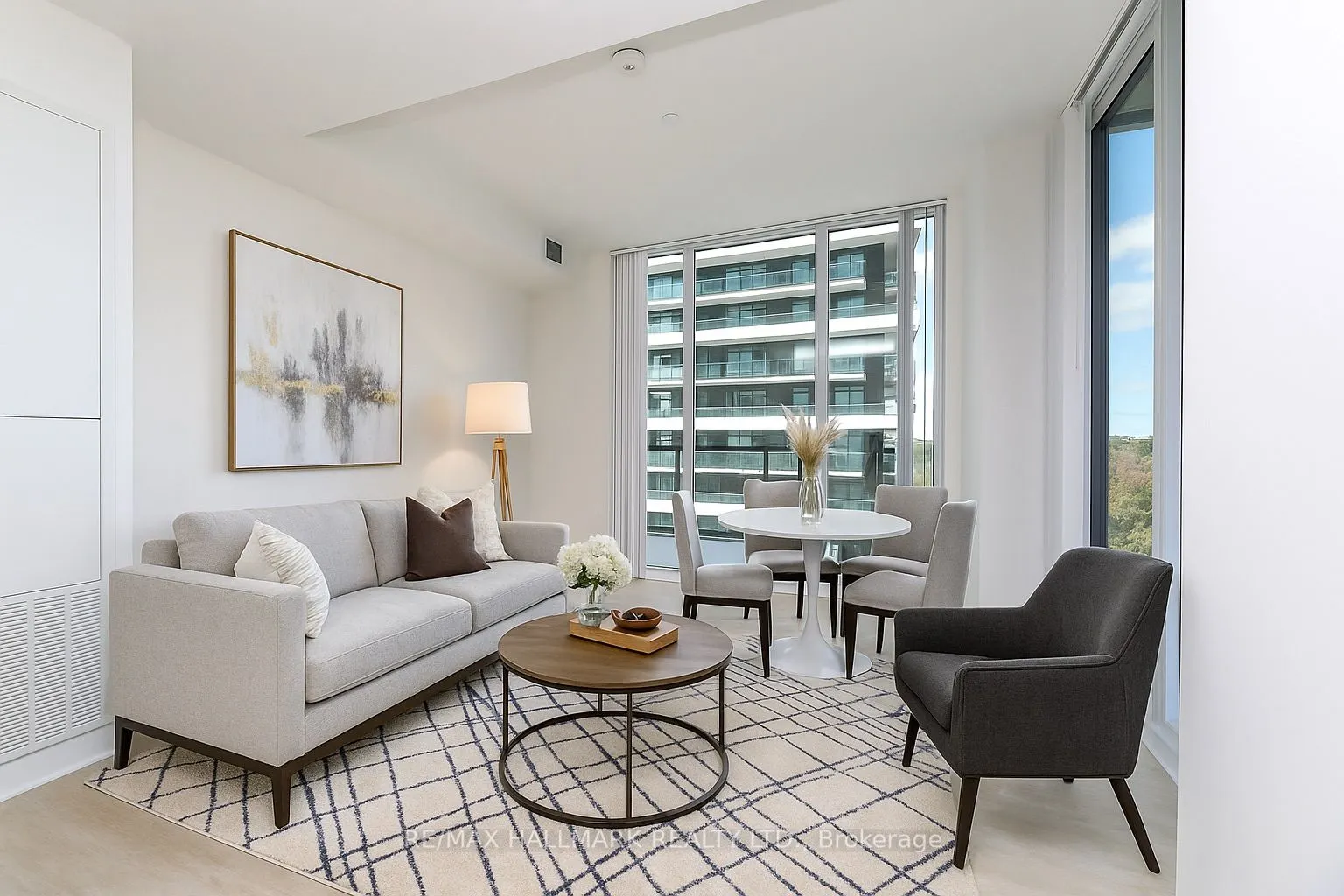 20 Inn on the Park Drive, #1037