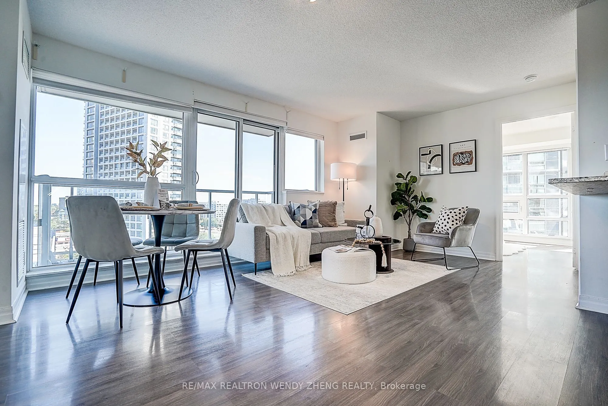 2015 Sheppard Avenue E, #810