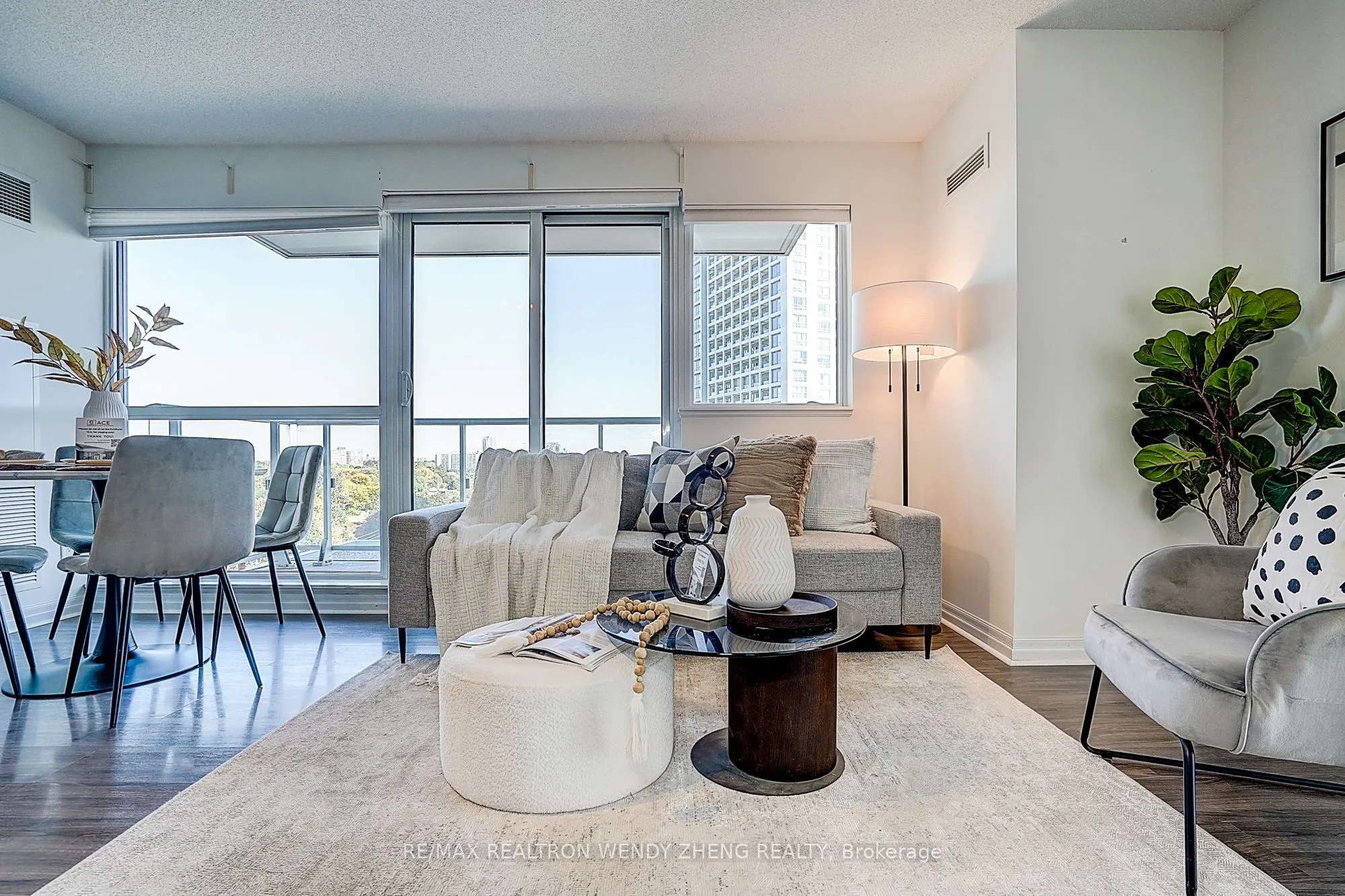 2015 Sheppard Avenue E, #810