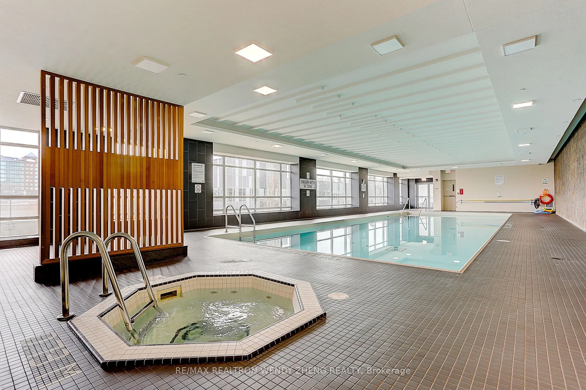 2015 Sheppard Avenue E, #810