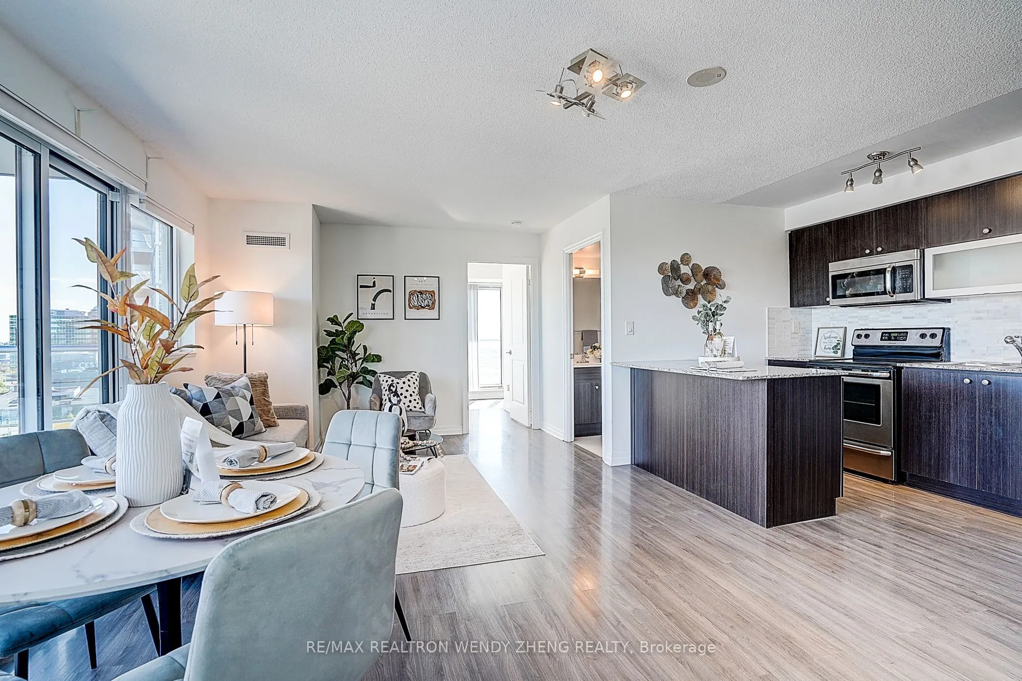 2015 Sheppard Avenue E, #810