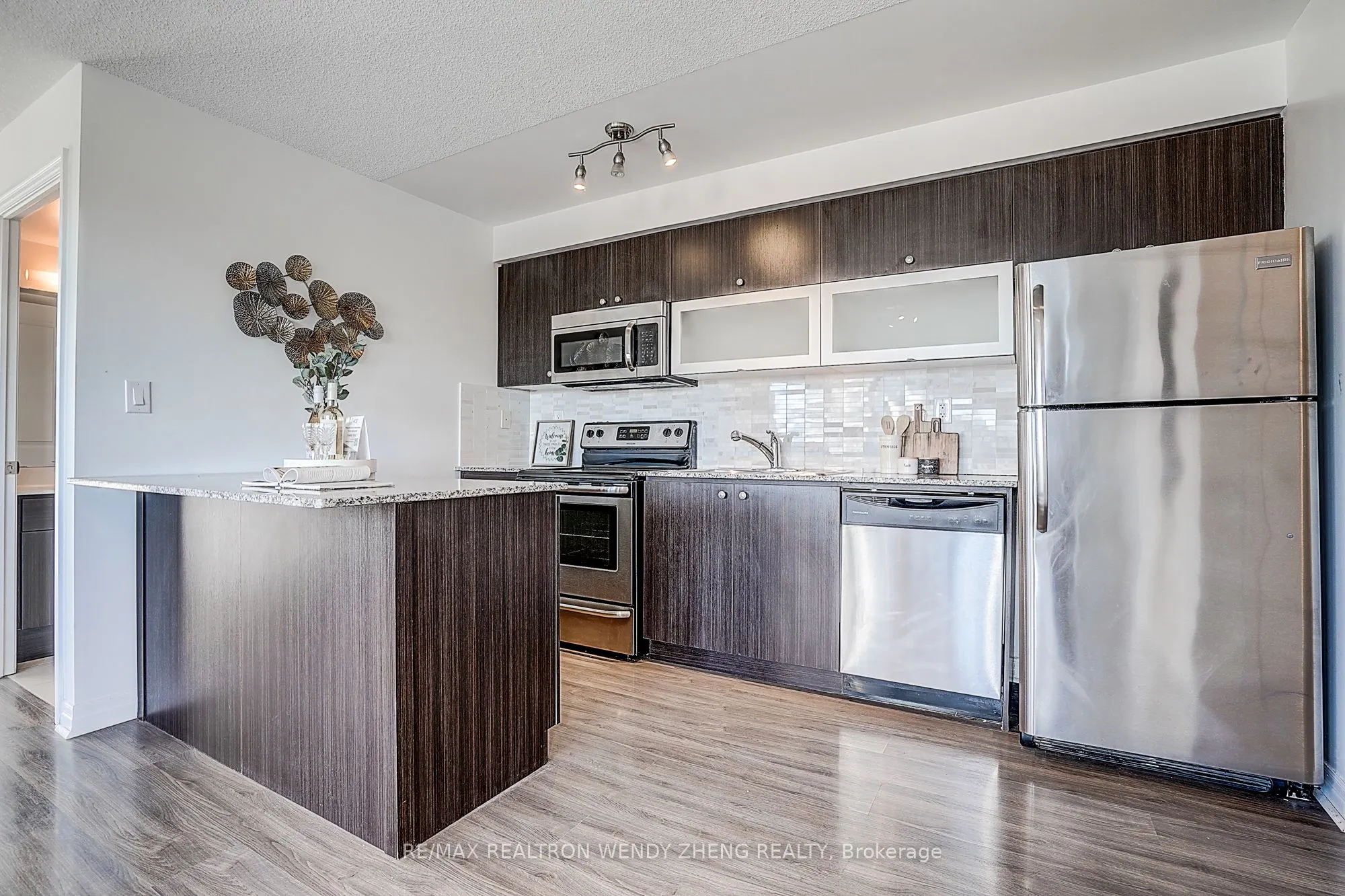 2015 Sheppard Avenue E, #810