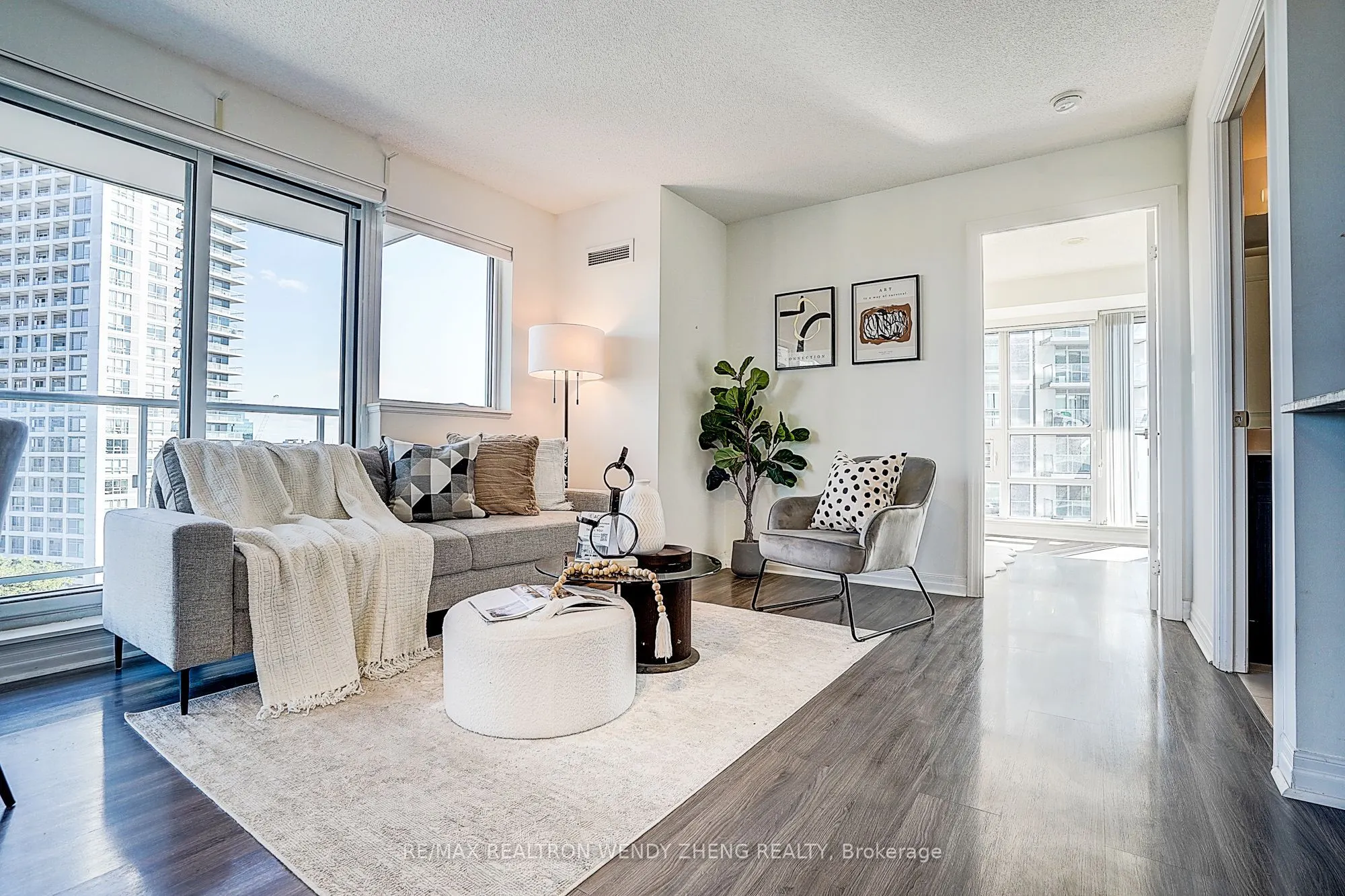 2015 Sheppard Avenue E, #810