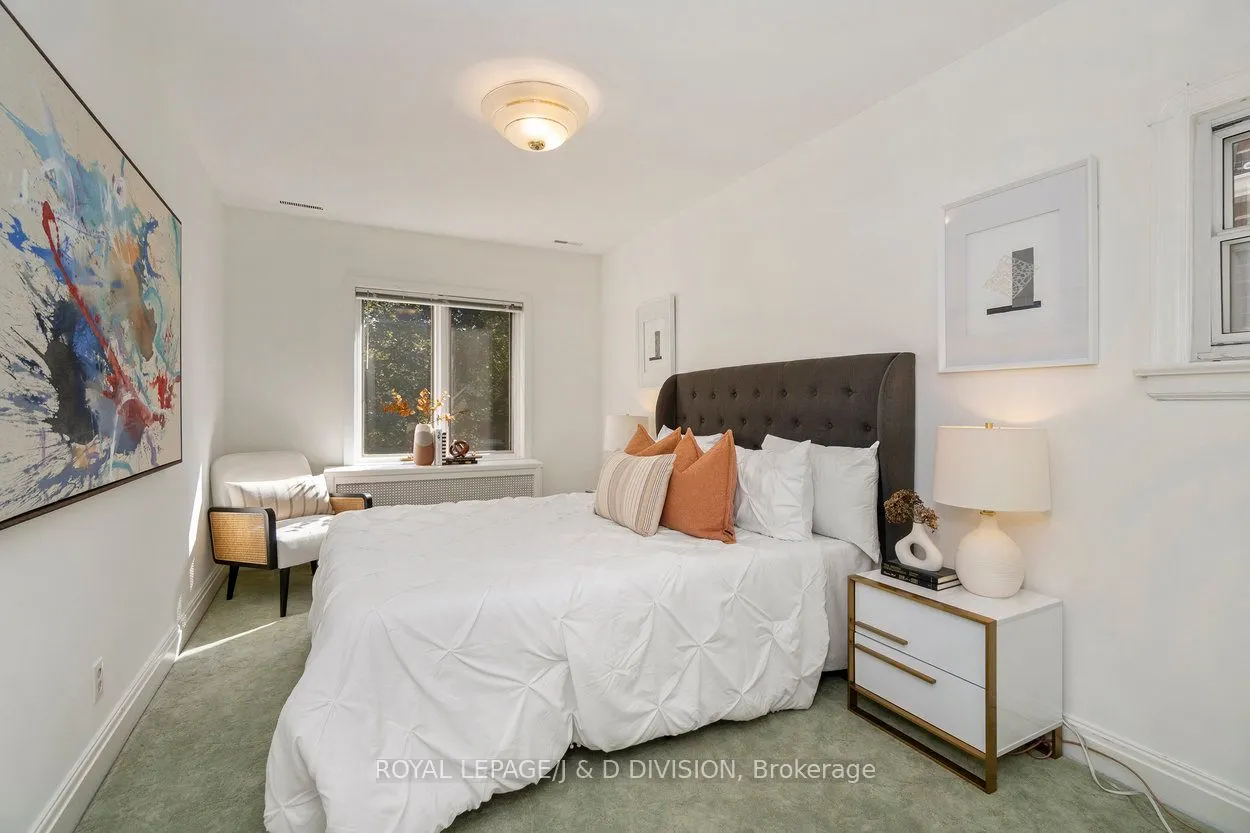 253 Old Forest Hill