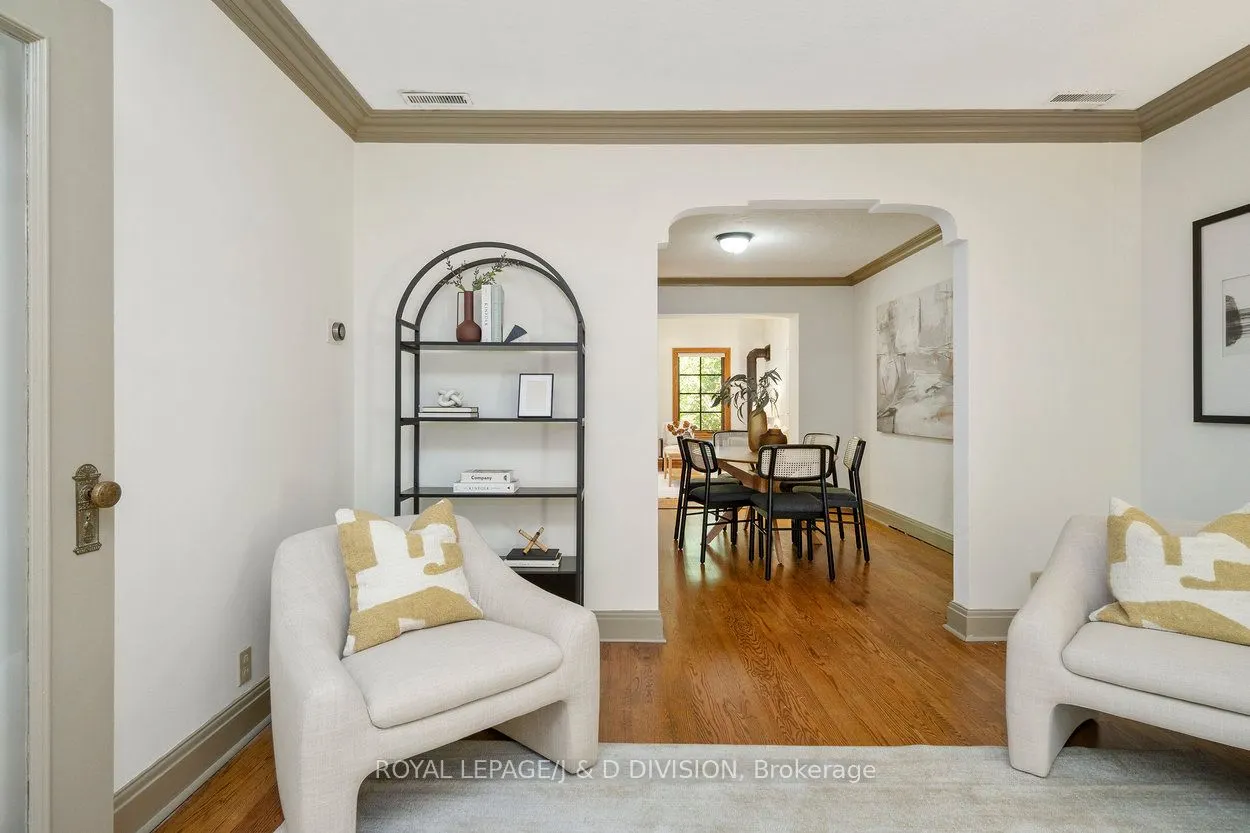 253 Old Forest Hill