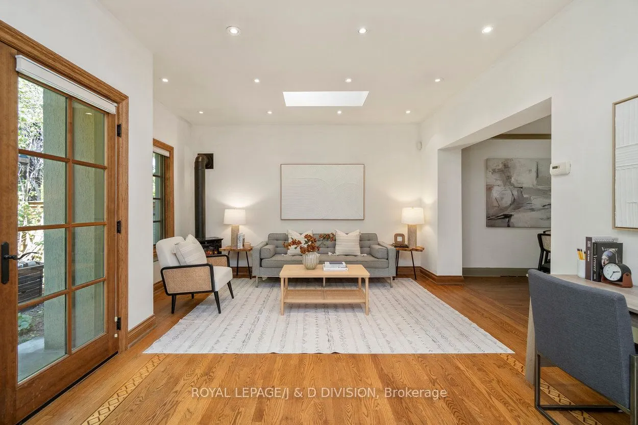 253 Old Forest Hill