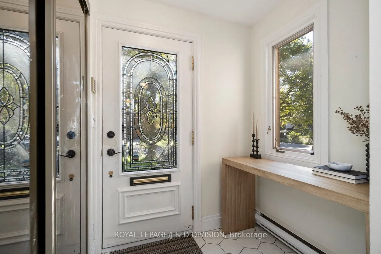 253 Old Forest Hill