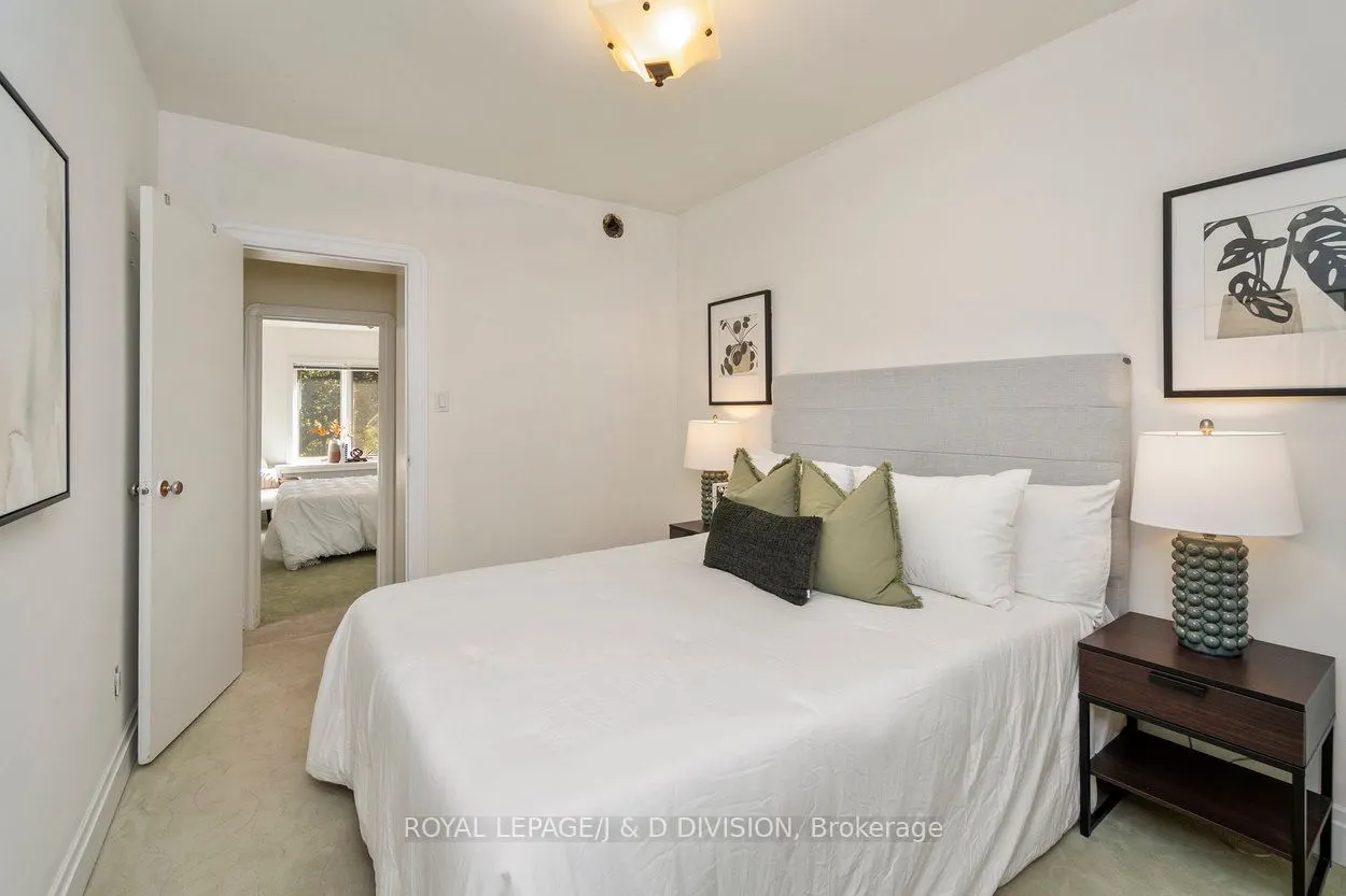 253 Old Forest Hill