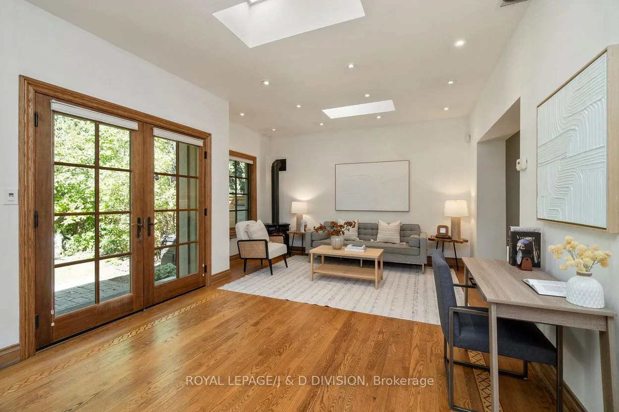 253 Old Forest Hill