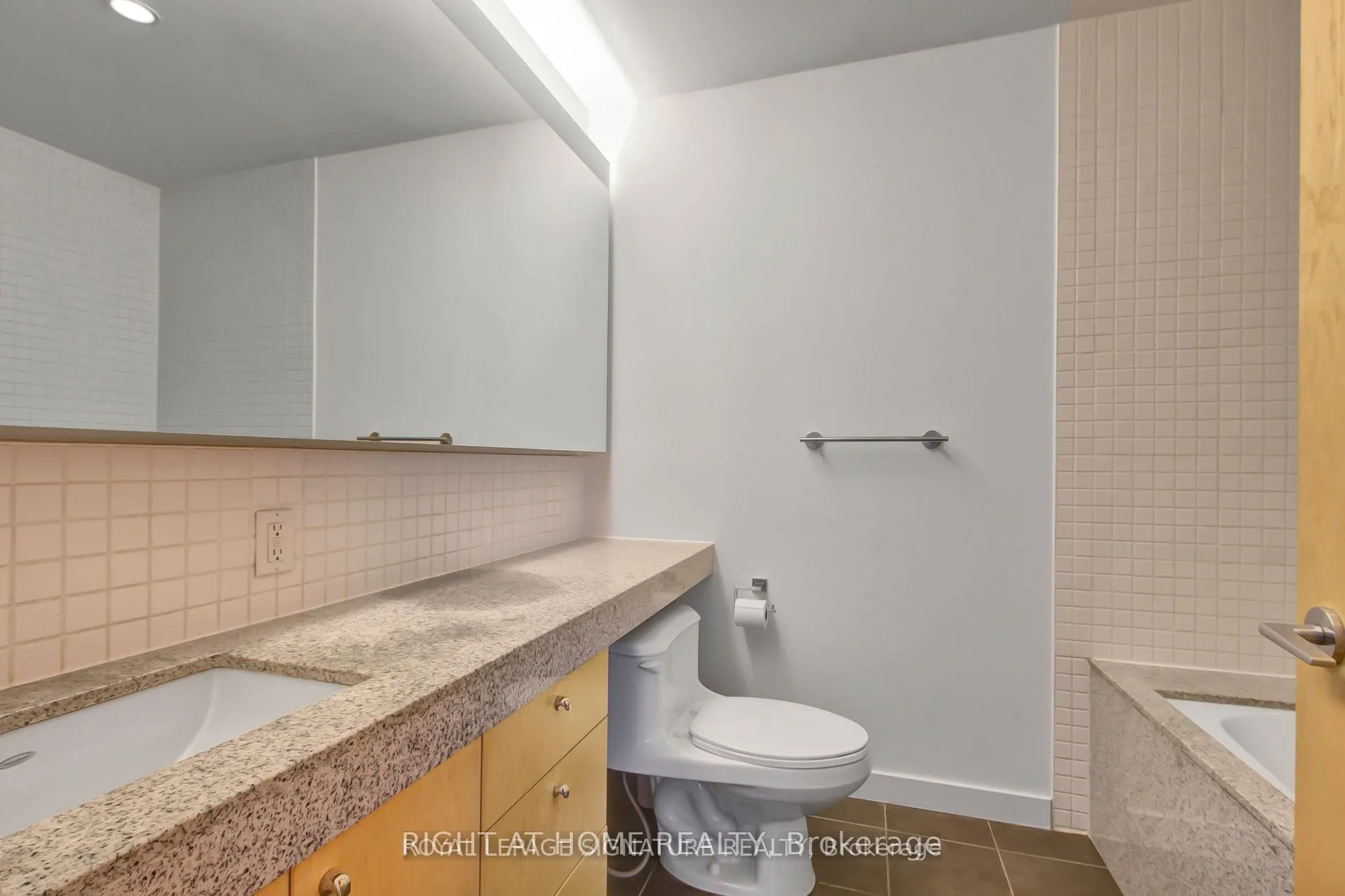 1 Shaw Street, #226