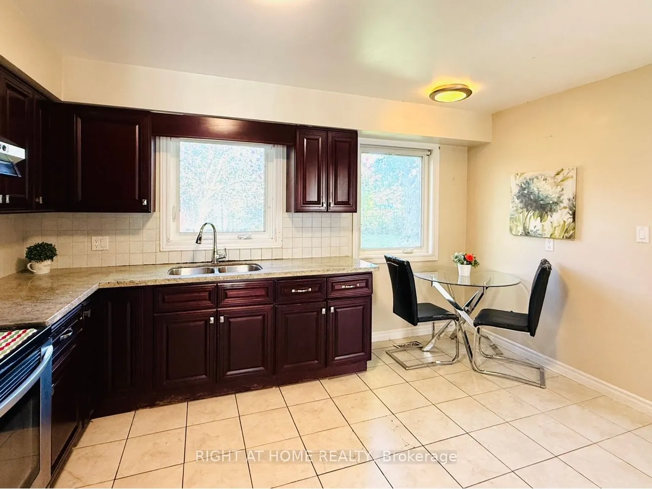 44 Prestwick Crescent