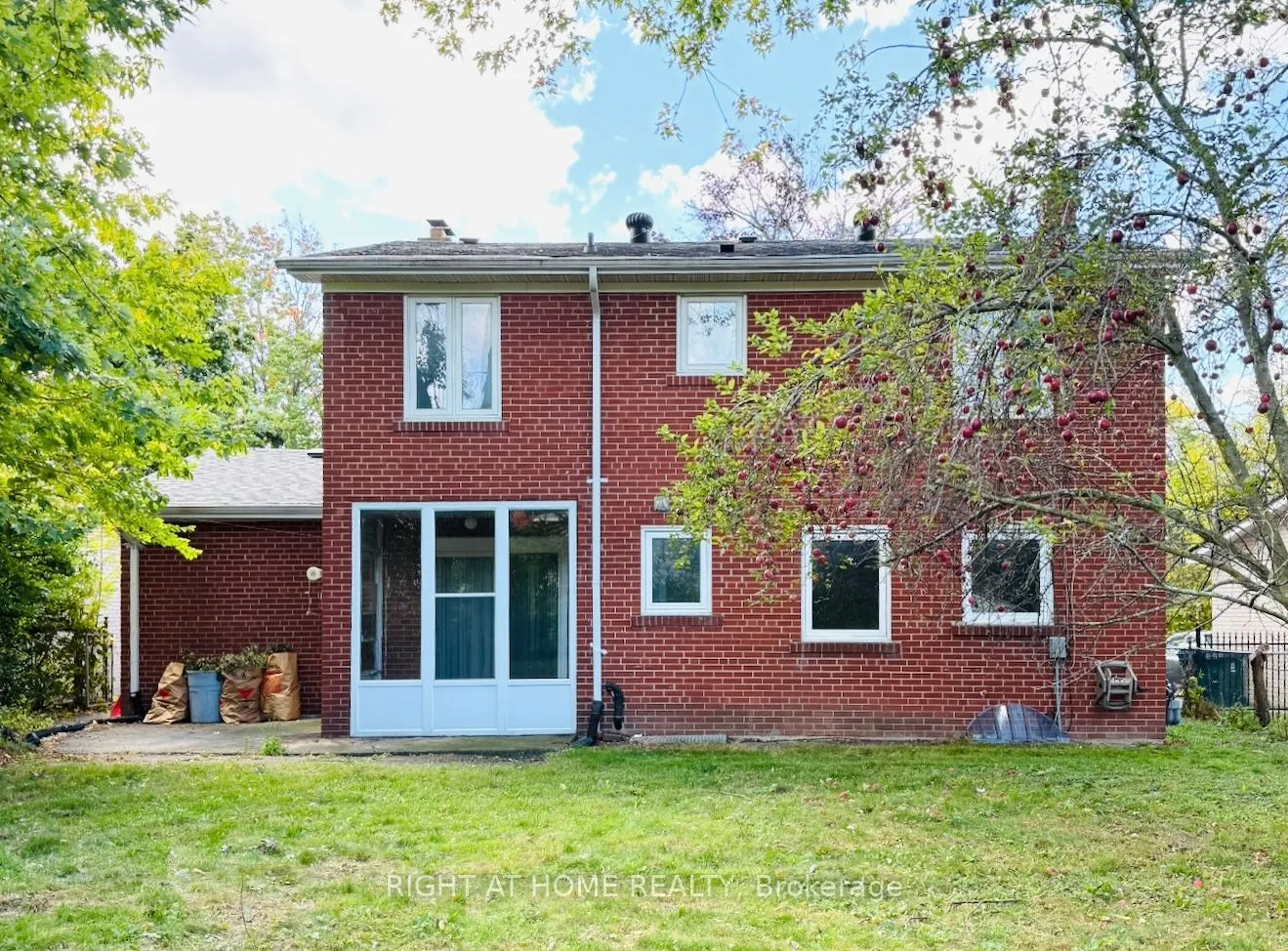 44 Prestwick Crescent