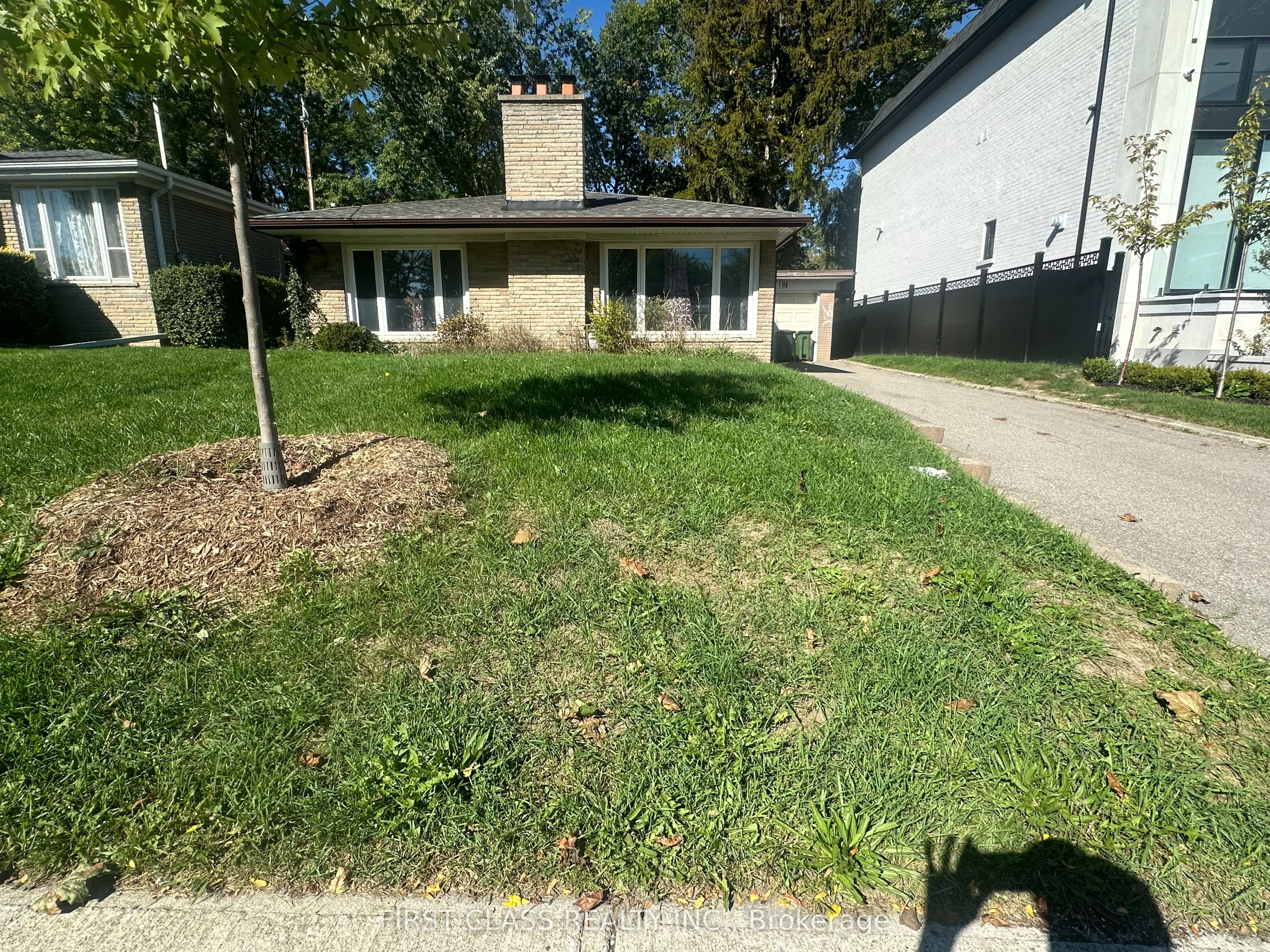 118 Holcolm Road