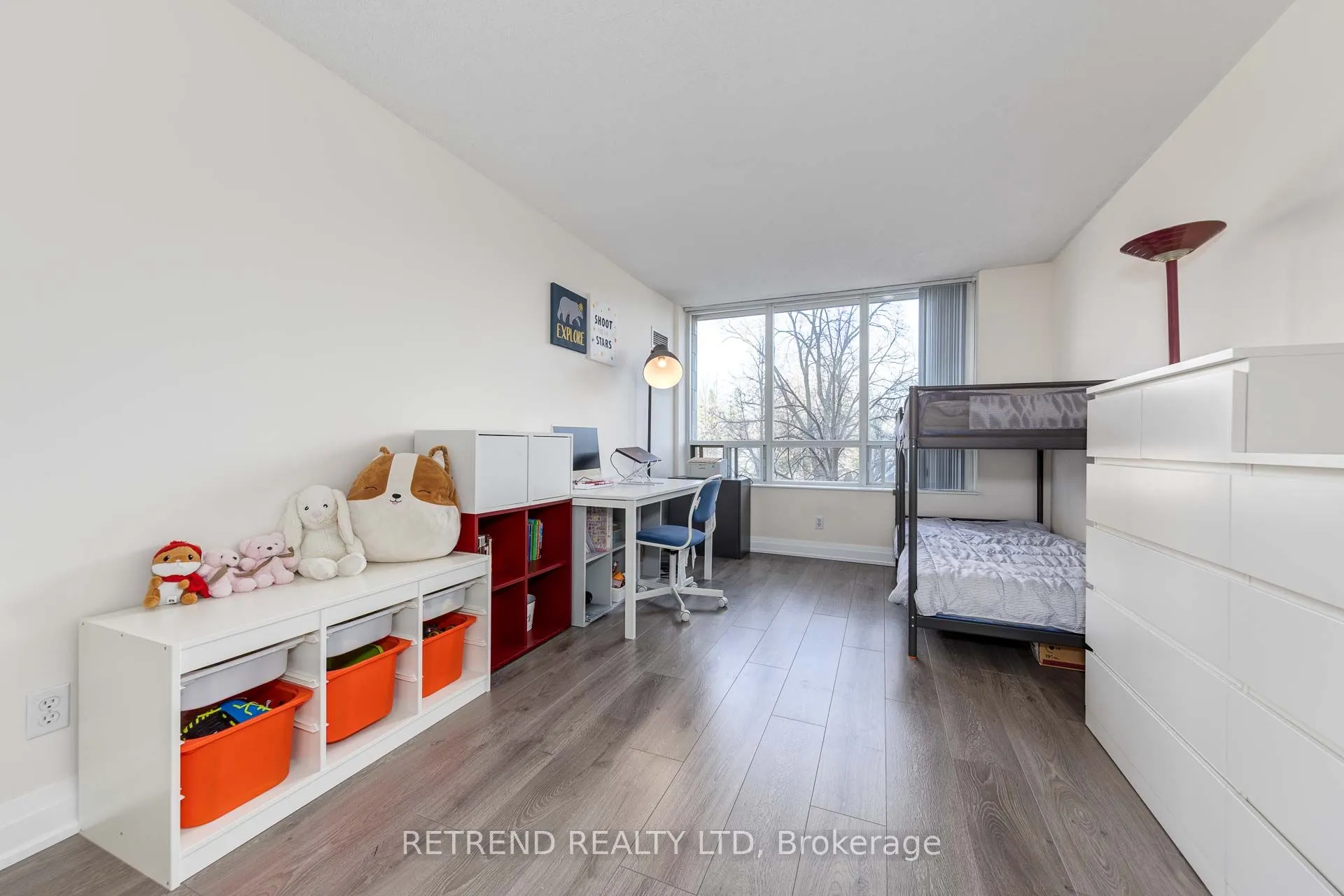 256 Doris Avenue, #305