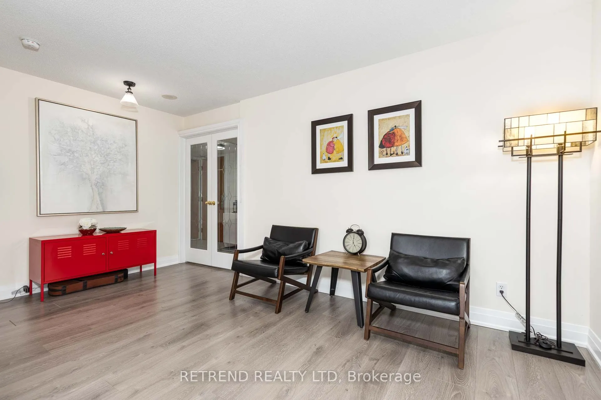 256 Doris Avenue, #305