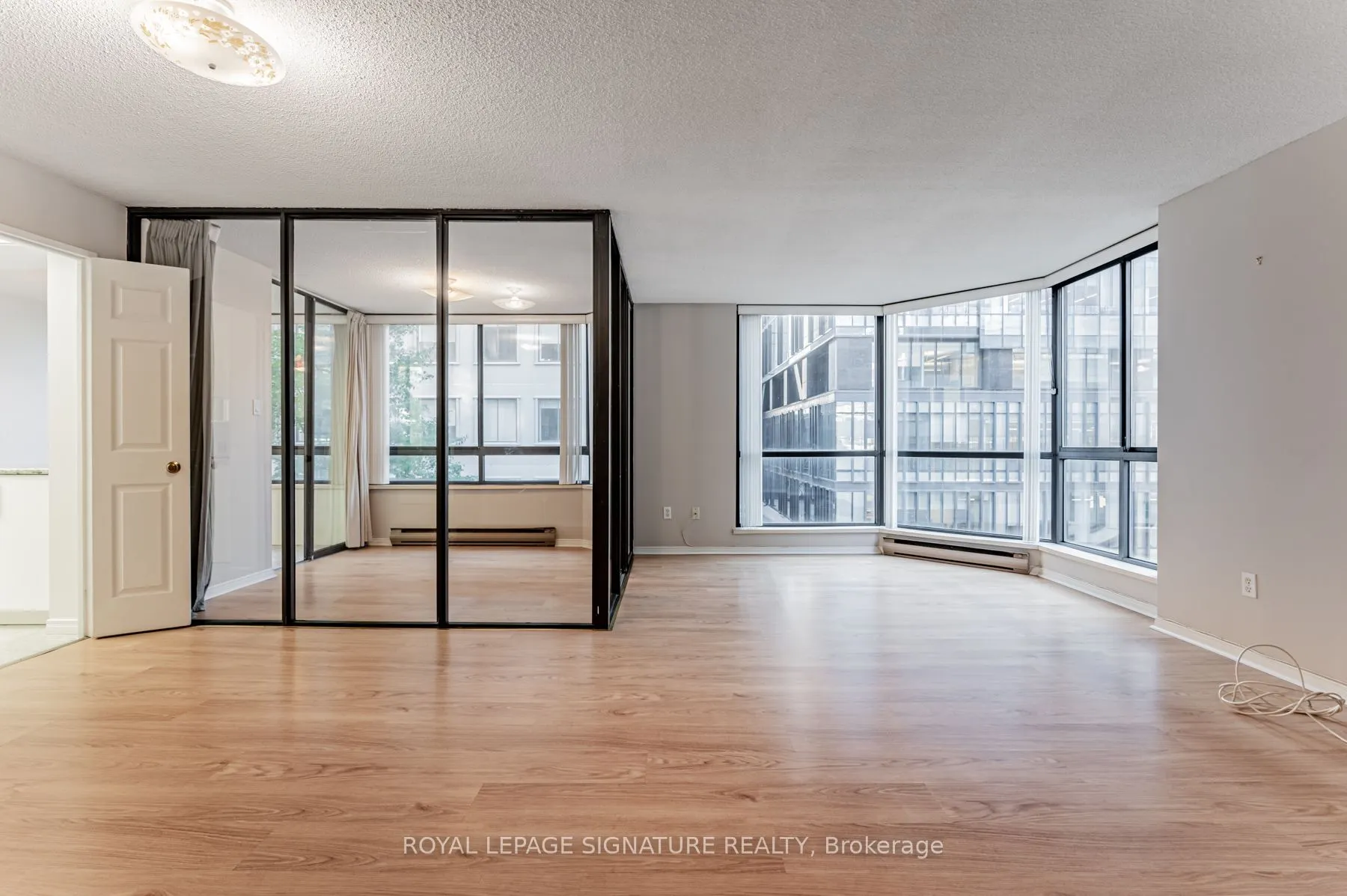 280 Simcoe Street, #509