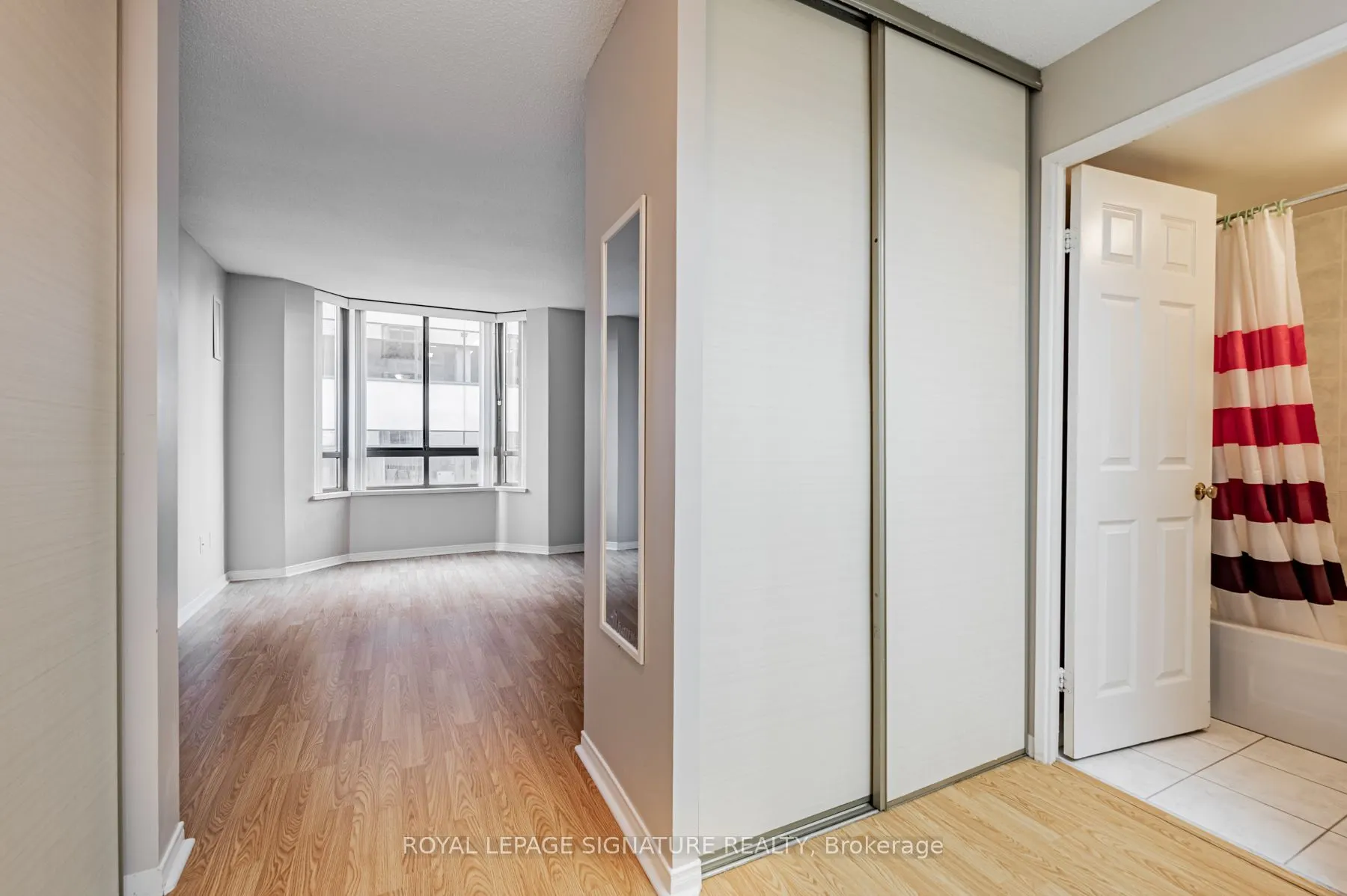 280 Simcoe Street, #509