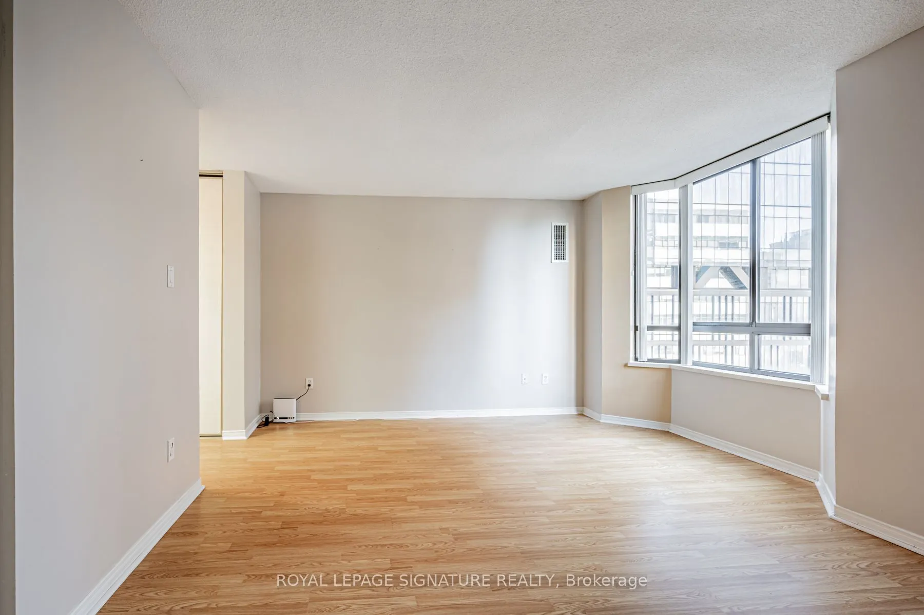 280 Simcoe Street, #509