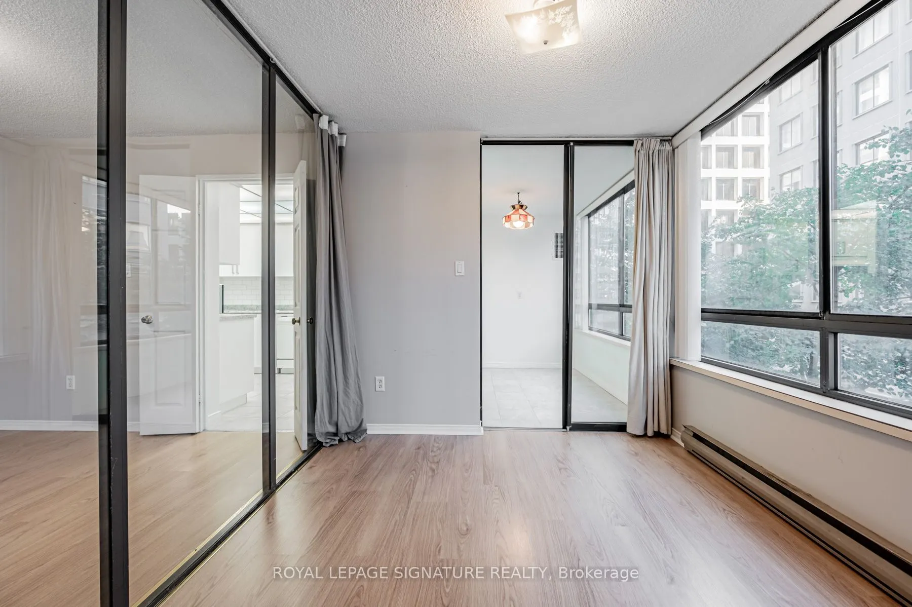 280 Simcoe Street, #509