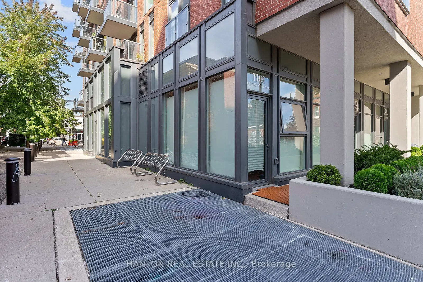 1101 Queen Street W, #105