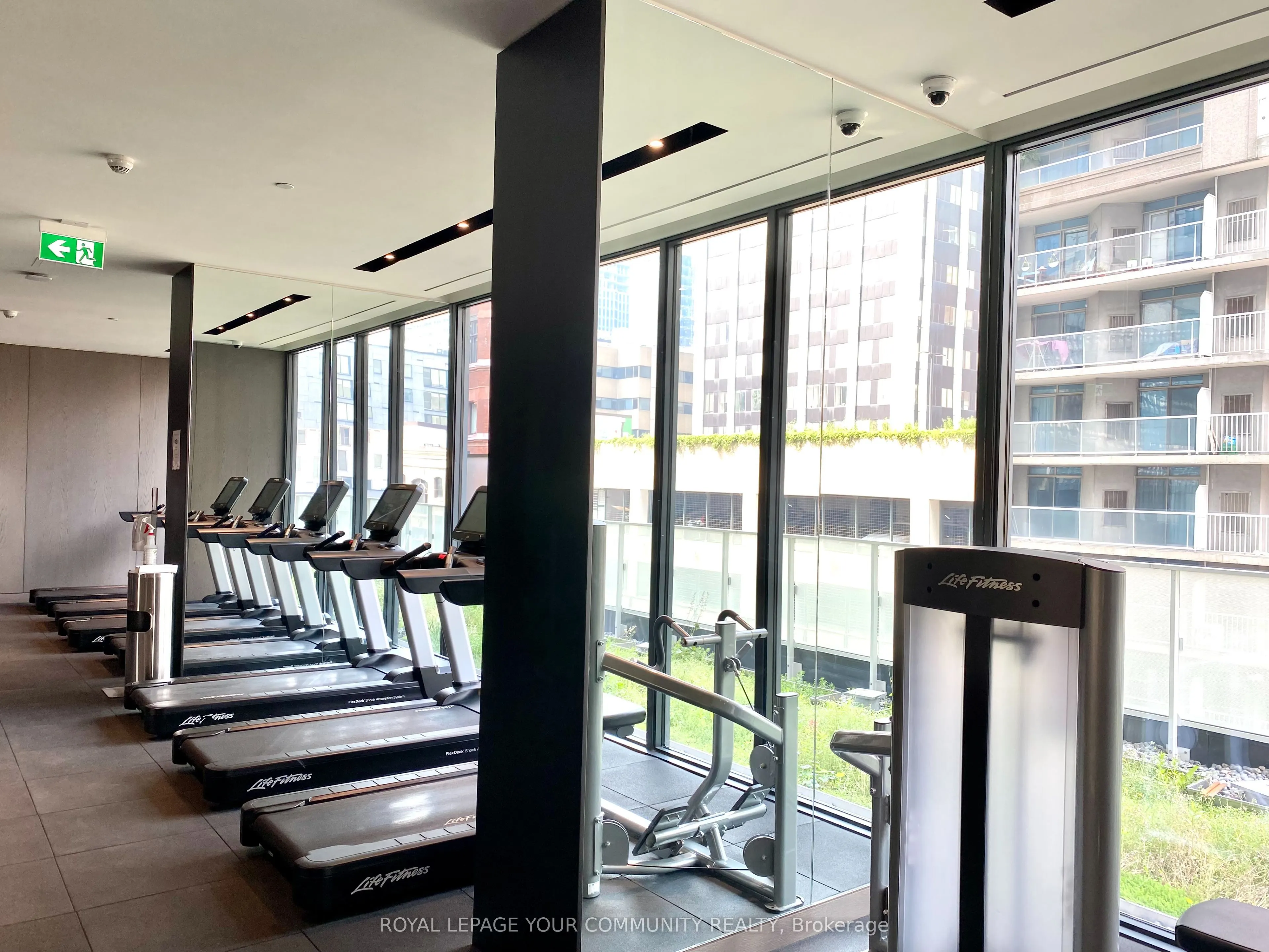 25 Richmond Street E, #2701