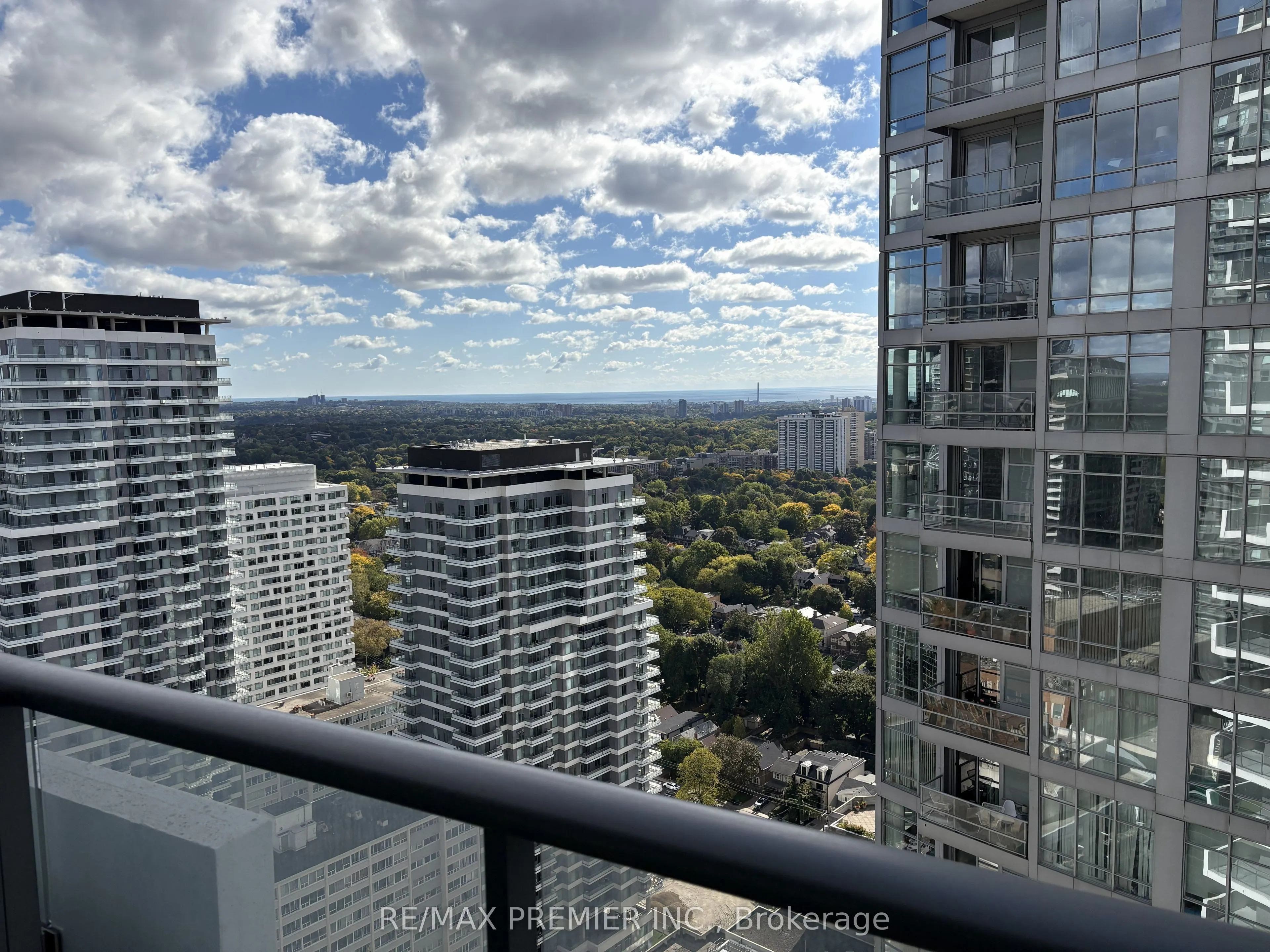 2221 Yonge Street, #3105