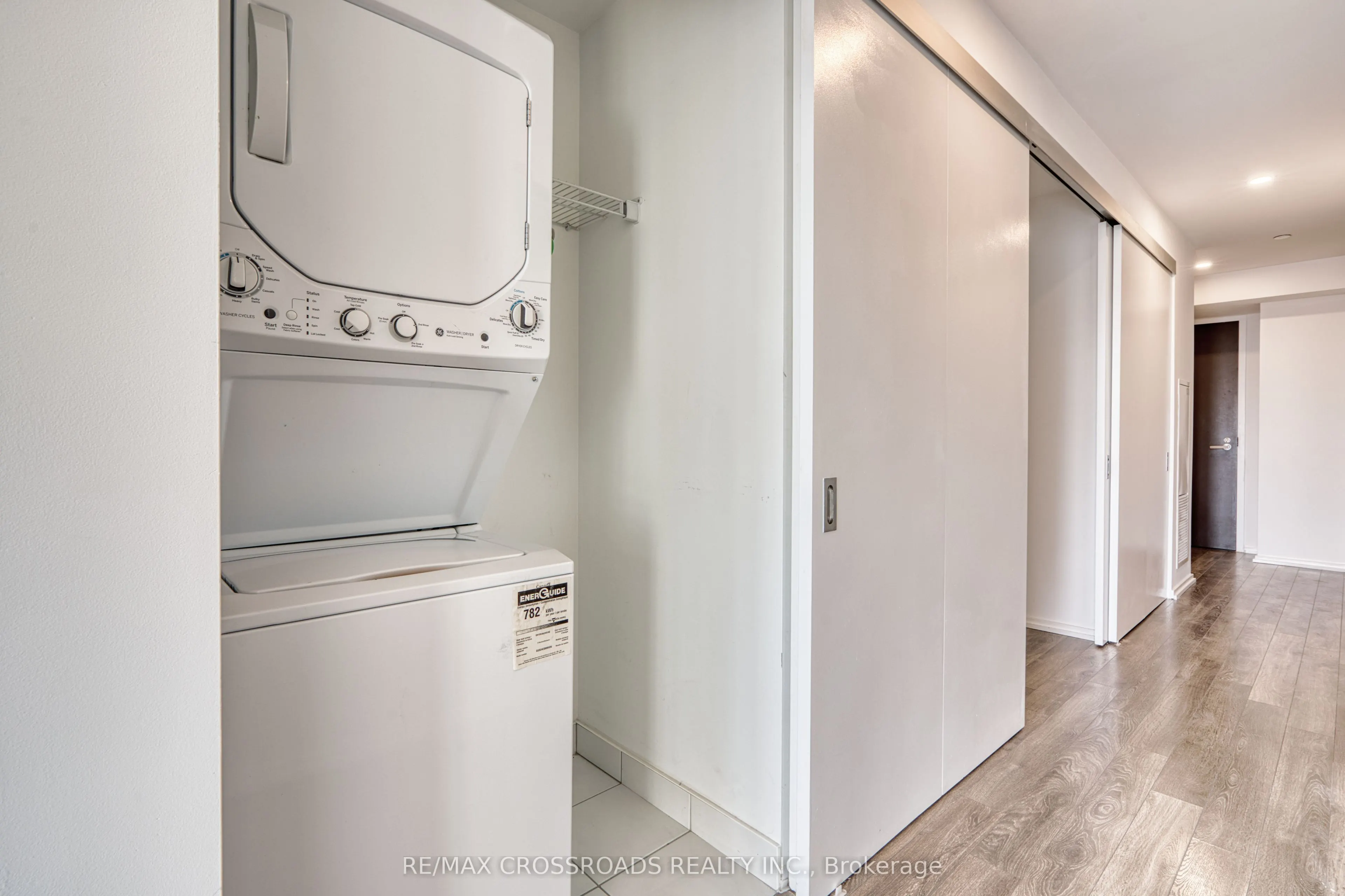 197 Yonge Street, #1510