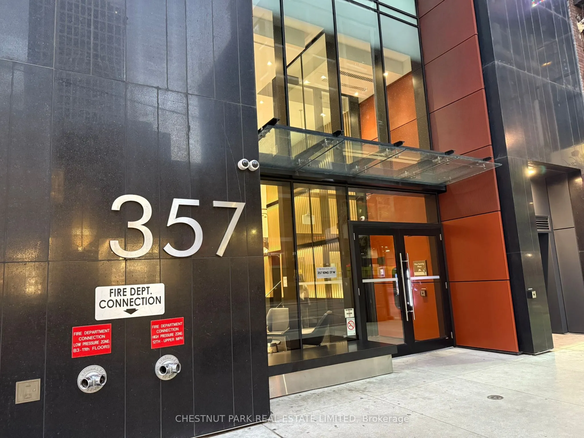 357 King Street W, #1202