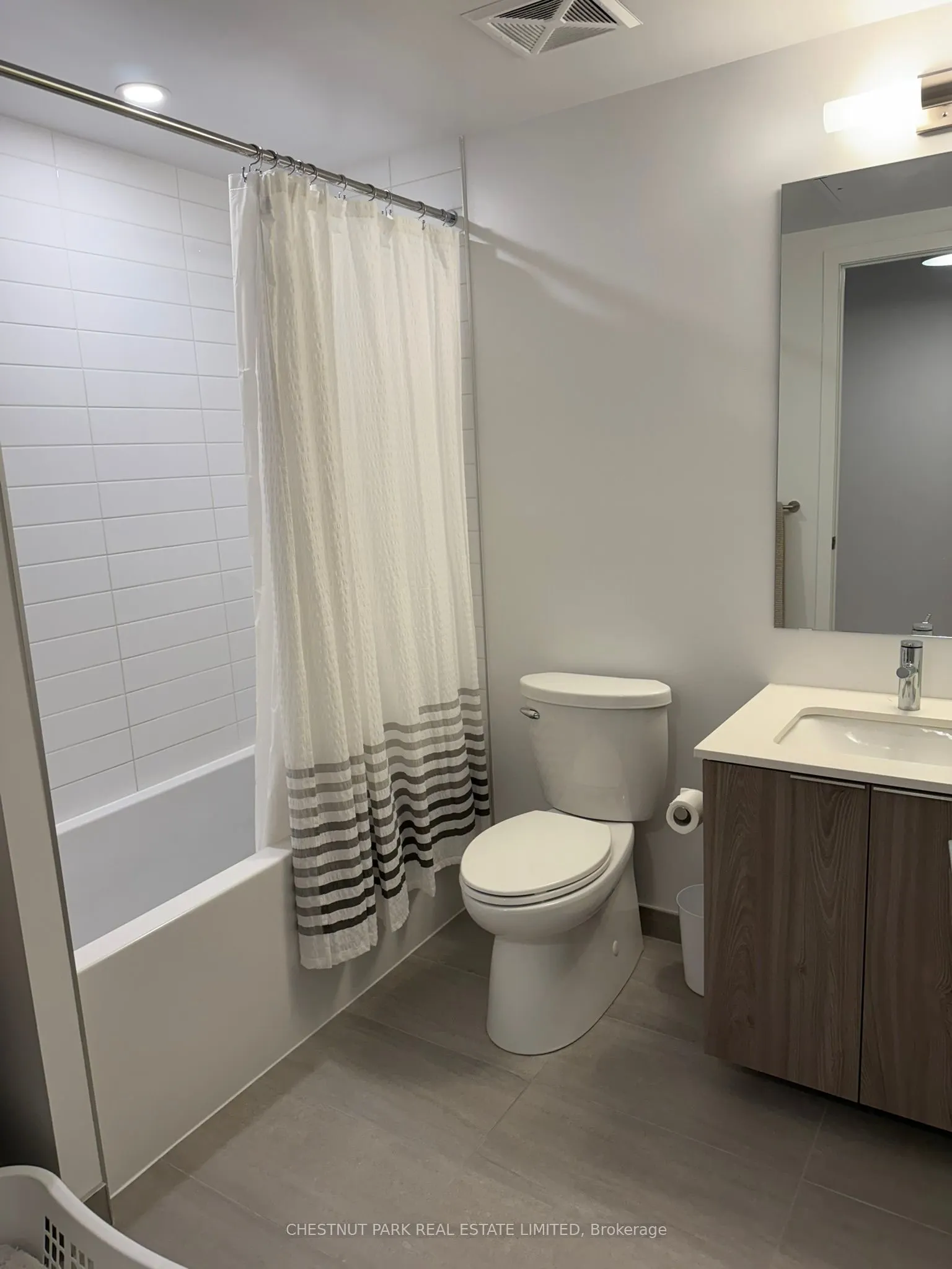 357 King Street W, #1202