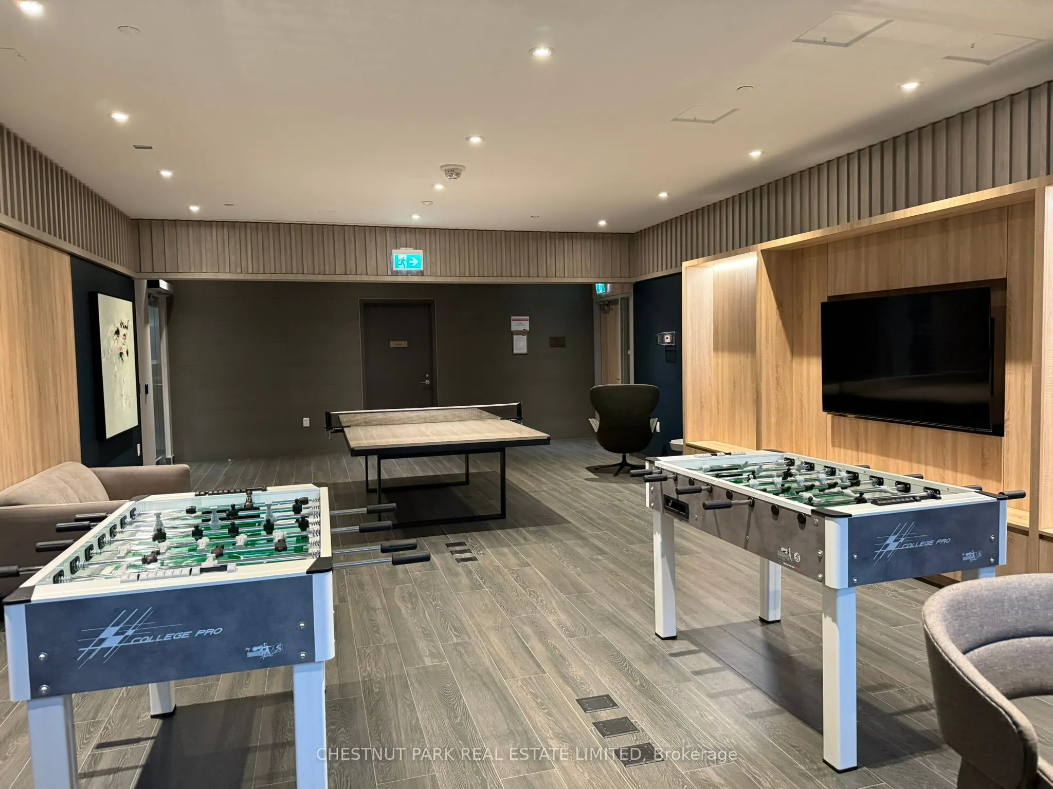 357 King Street W, #1202