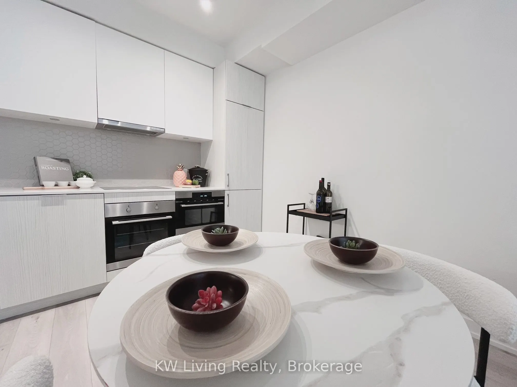 158 Front Street E, #417
