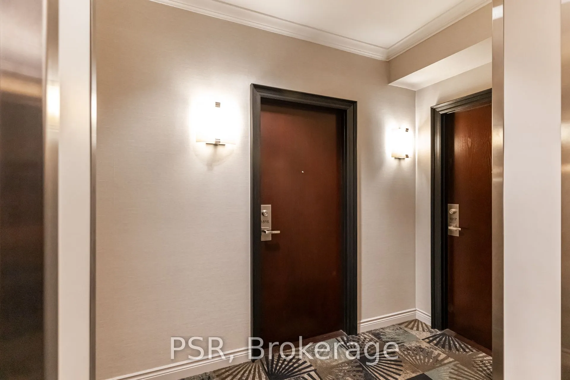7 King Street E, #1816