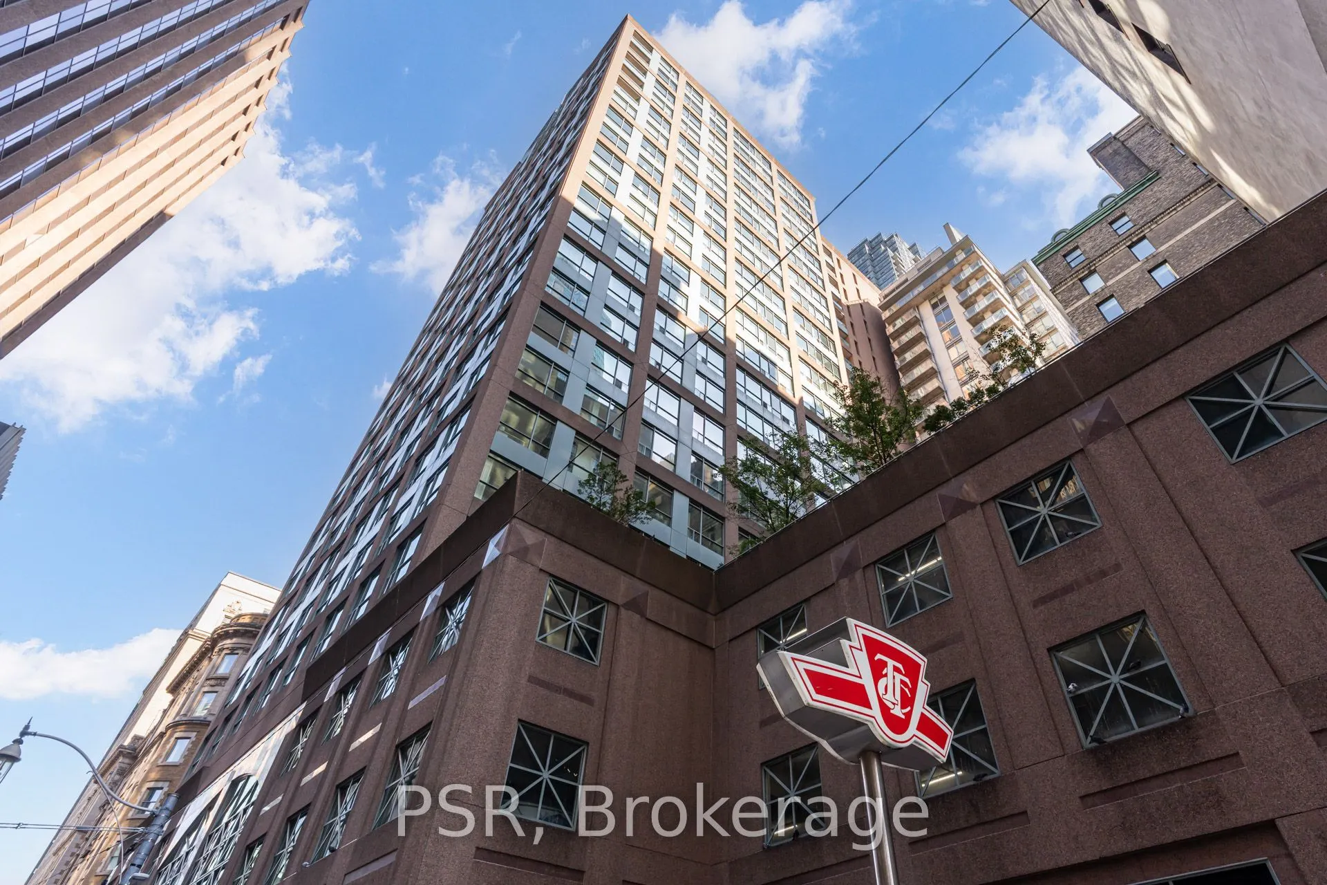 7 King Street E, #1816