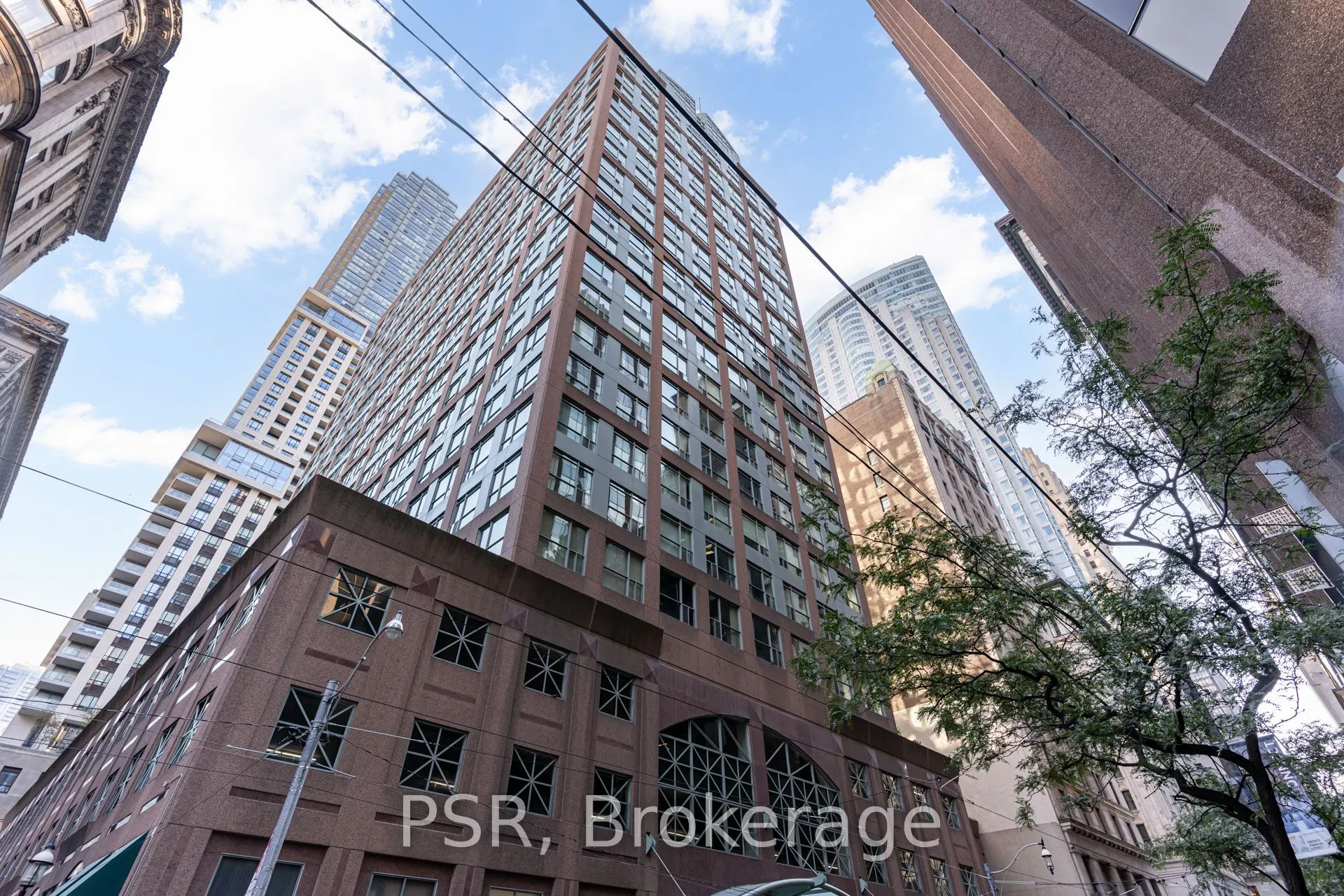 7 King Street E, #1816